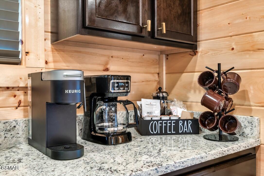 576 Dollywood Lane Unit 9 Pigeon Forge TN 37863