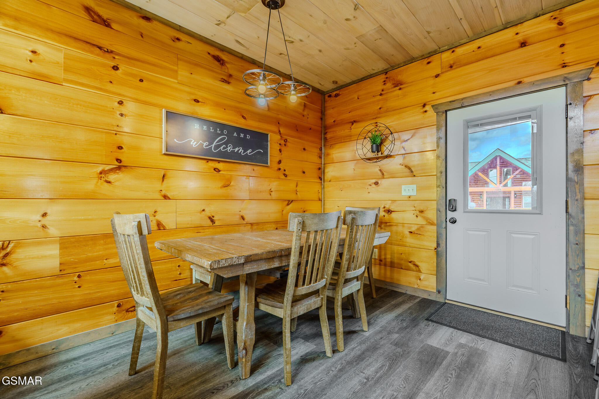 2053 Eagle Feather Drive Sevierville TN 37876
