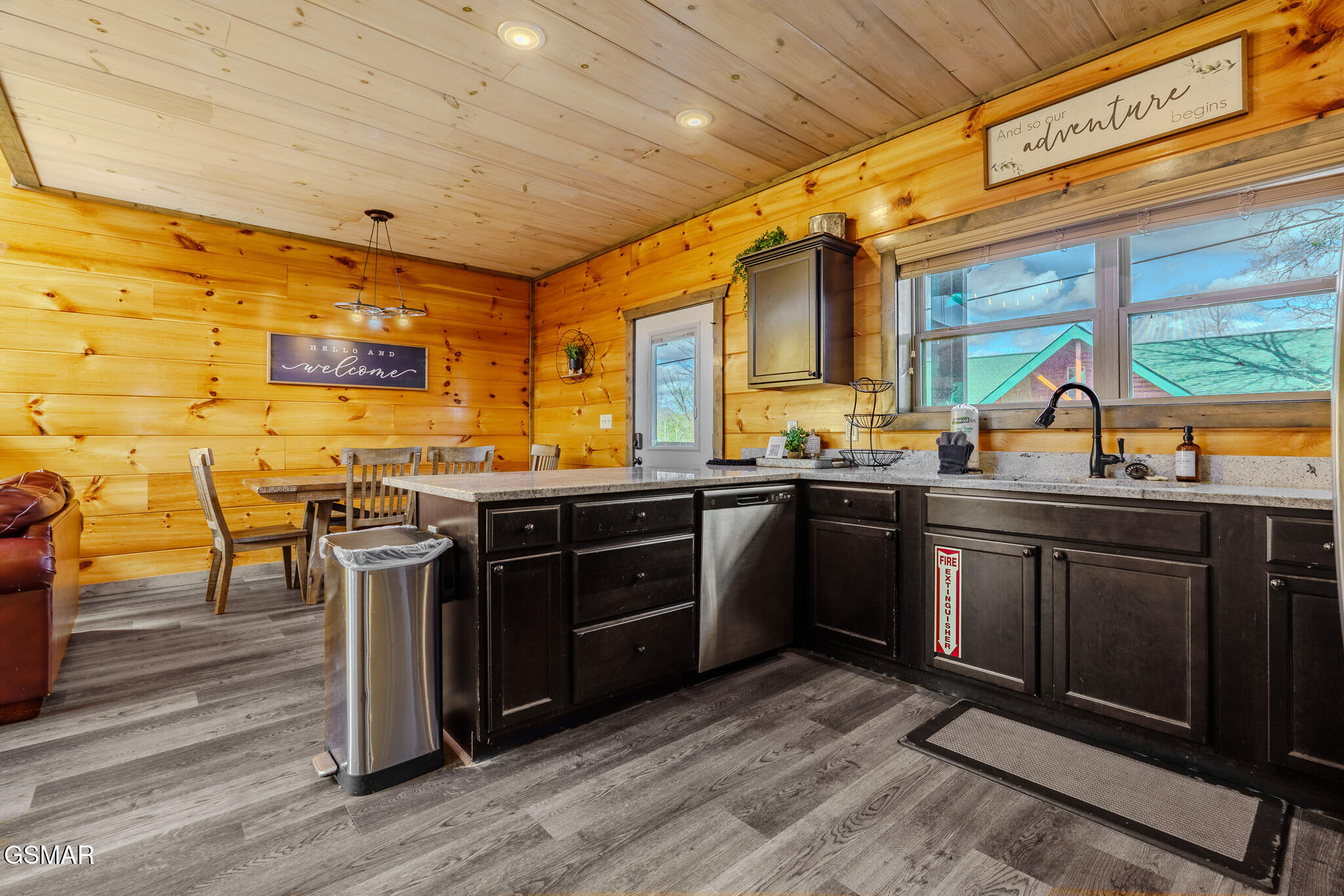 2053 Eagle Feather Drive Sevierville TN 37876