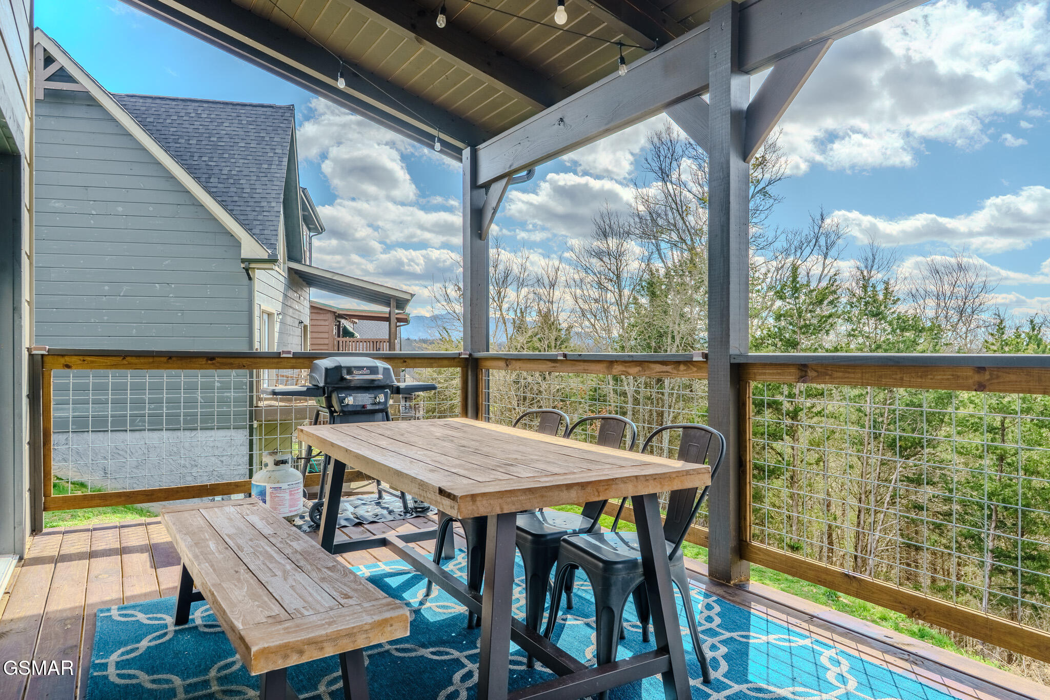2053 Eagle Feather Drive Sevierville TN 37876