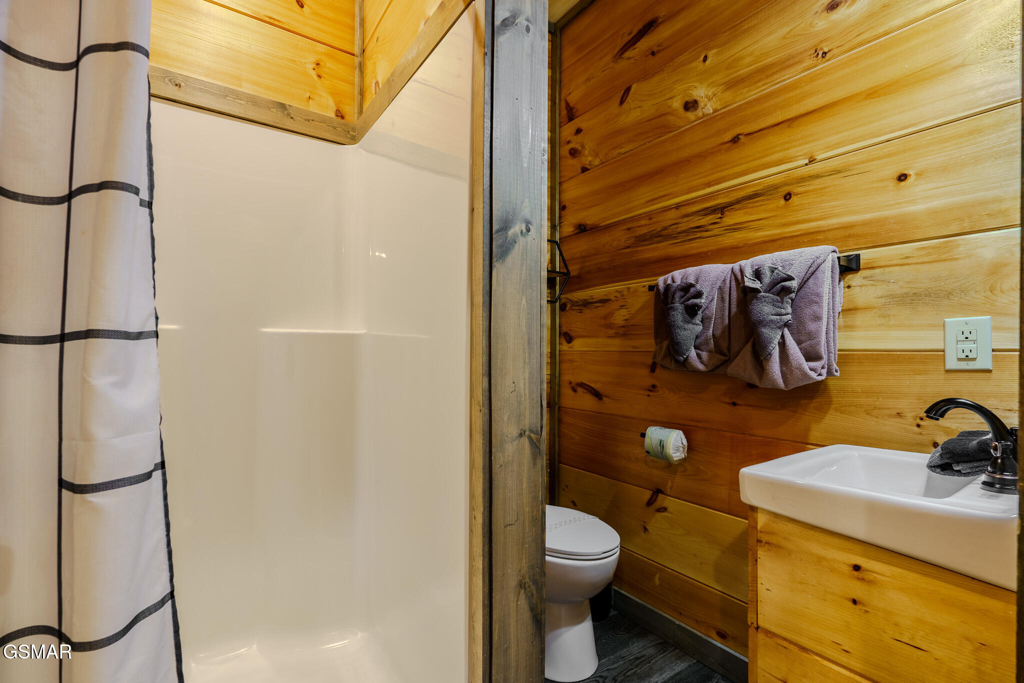 2053 Eagle Feather Drive Sevierville TN 37876