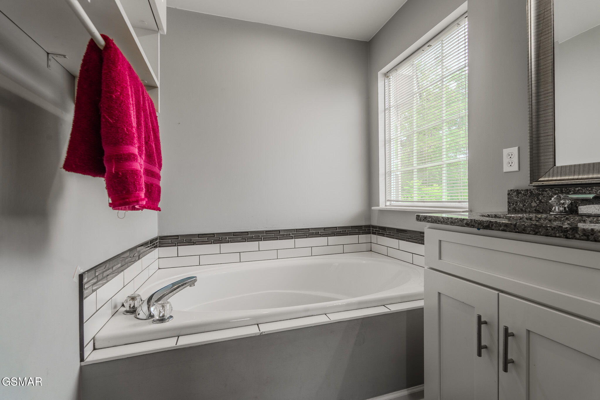 7213 Emerald Heath Road Powell TN 37849