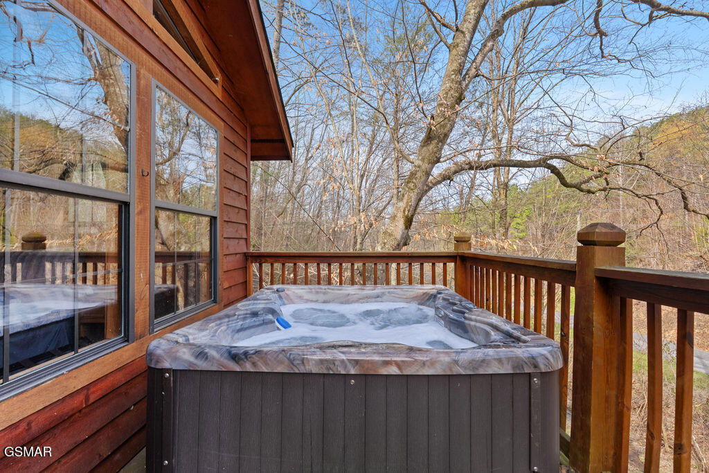 1418 School House Gap Road Sevierville TN 37876
