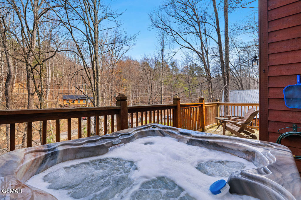 1418 School House Gap Road Sevierville TN 37876