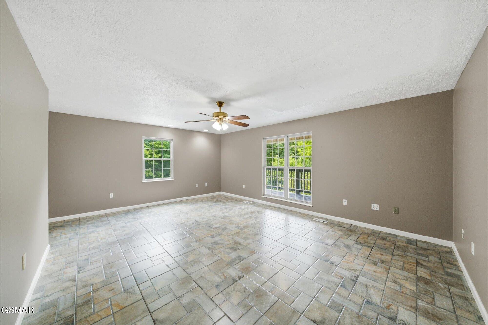 1134 Deer Trail Way Seymour TN 37865
