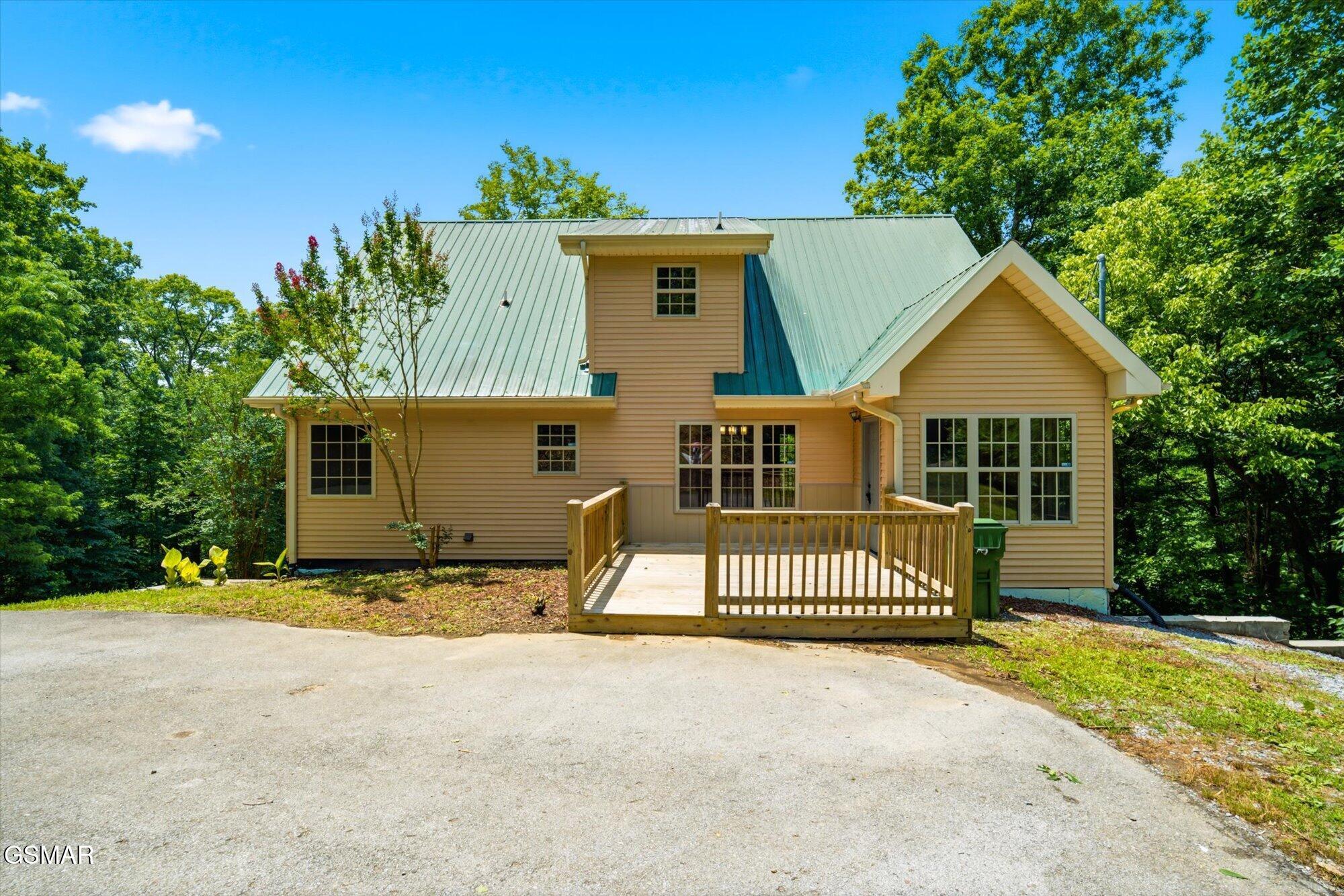 1134 Deer Trail Way Seymour TN 37865