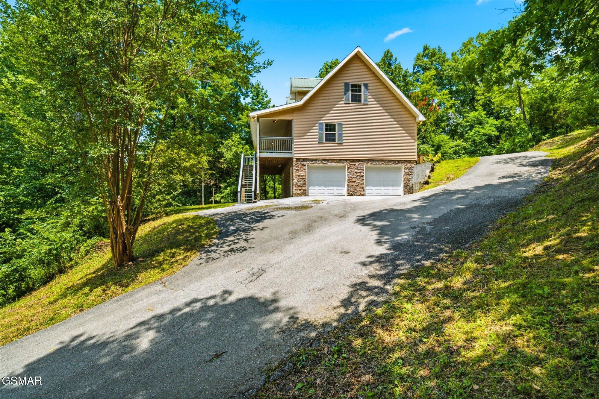 1134 Deer Trail Way Seymour TN 37865