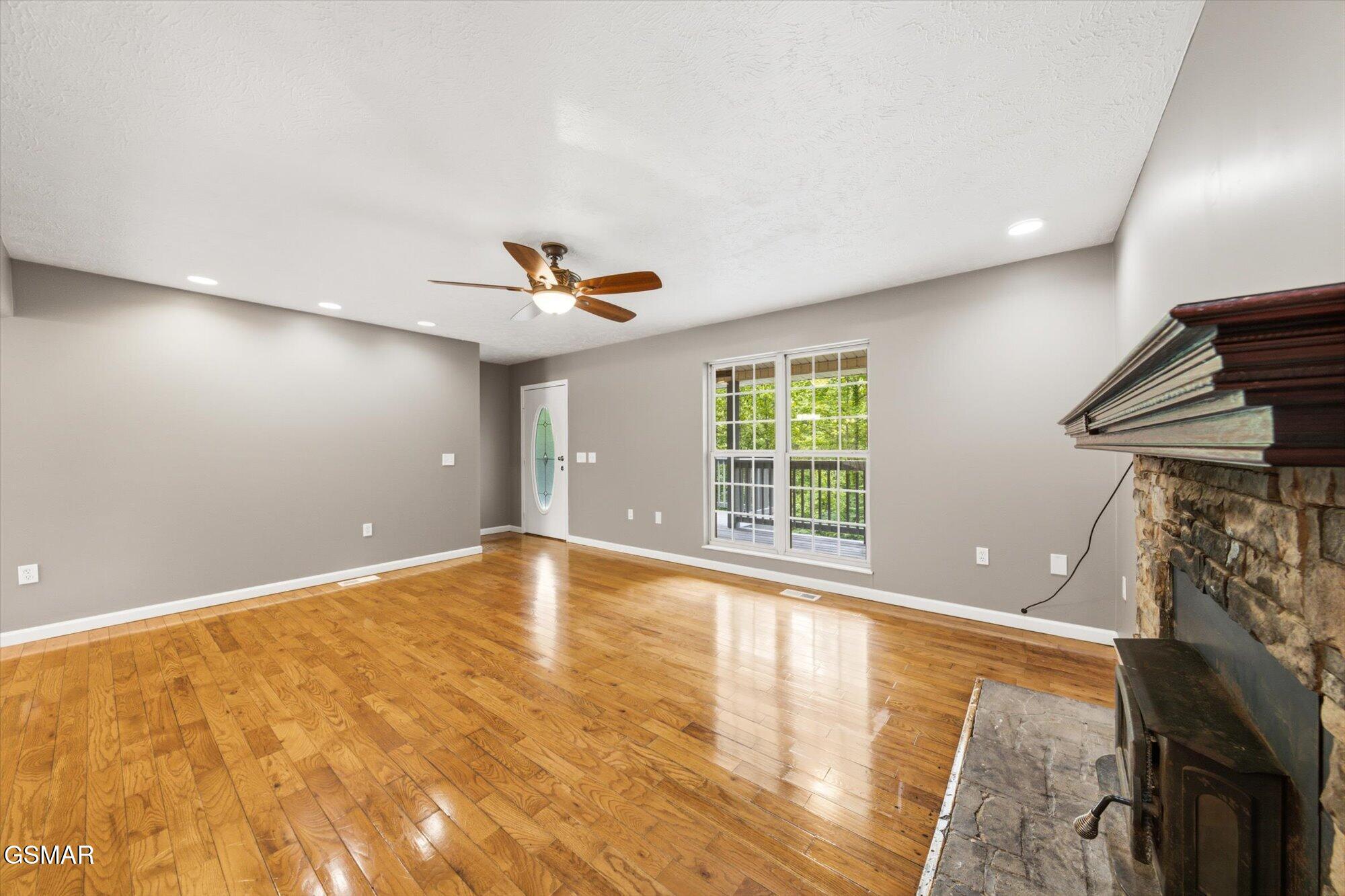 1134 Deer Trail Way Seymour TN 37865