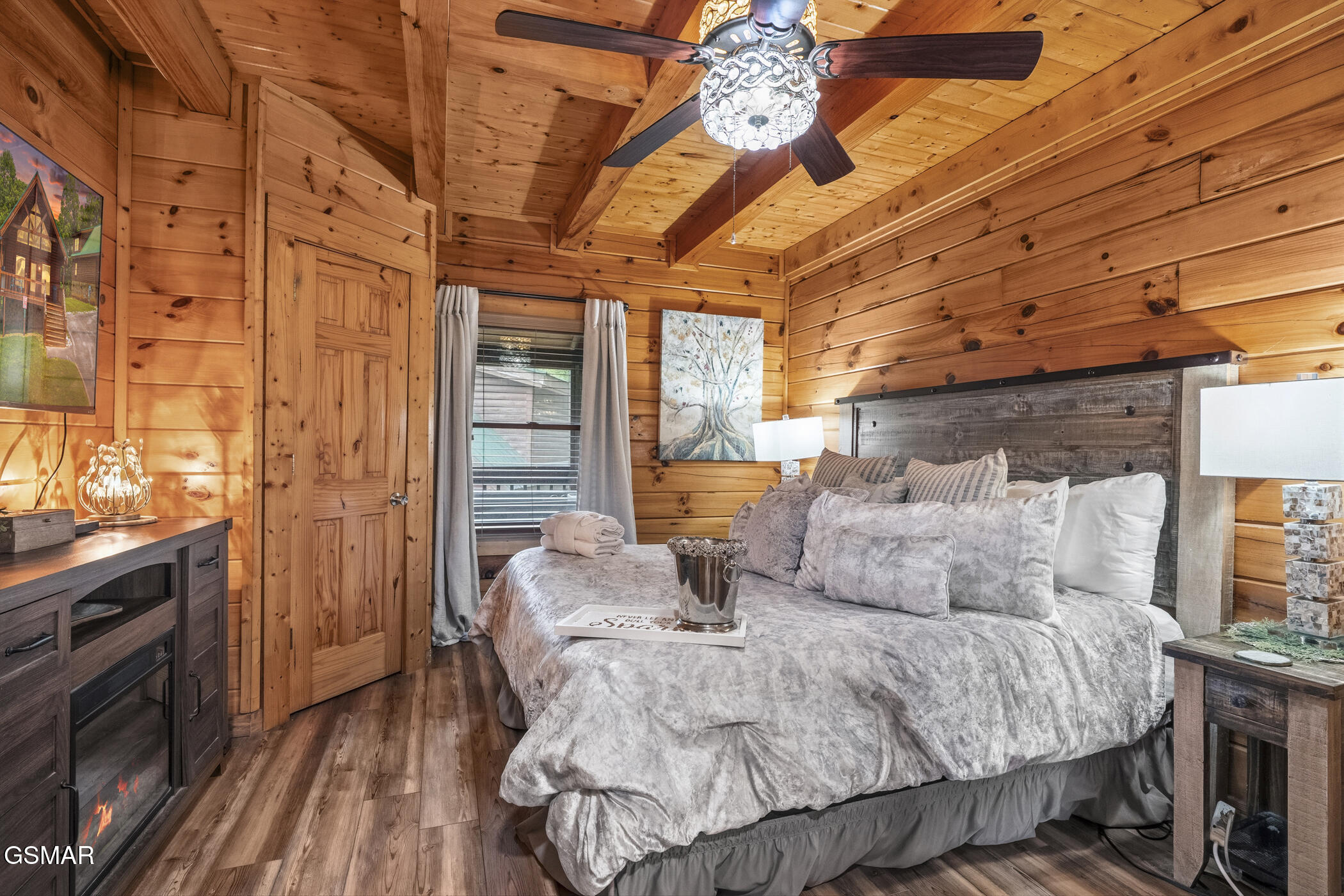 605 Cherry Blossom Way Pigeon Forge TN 37863