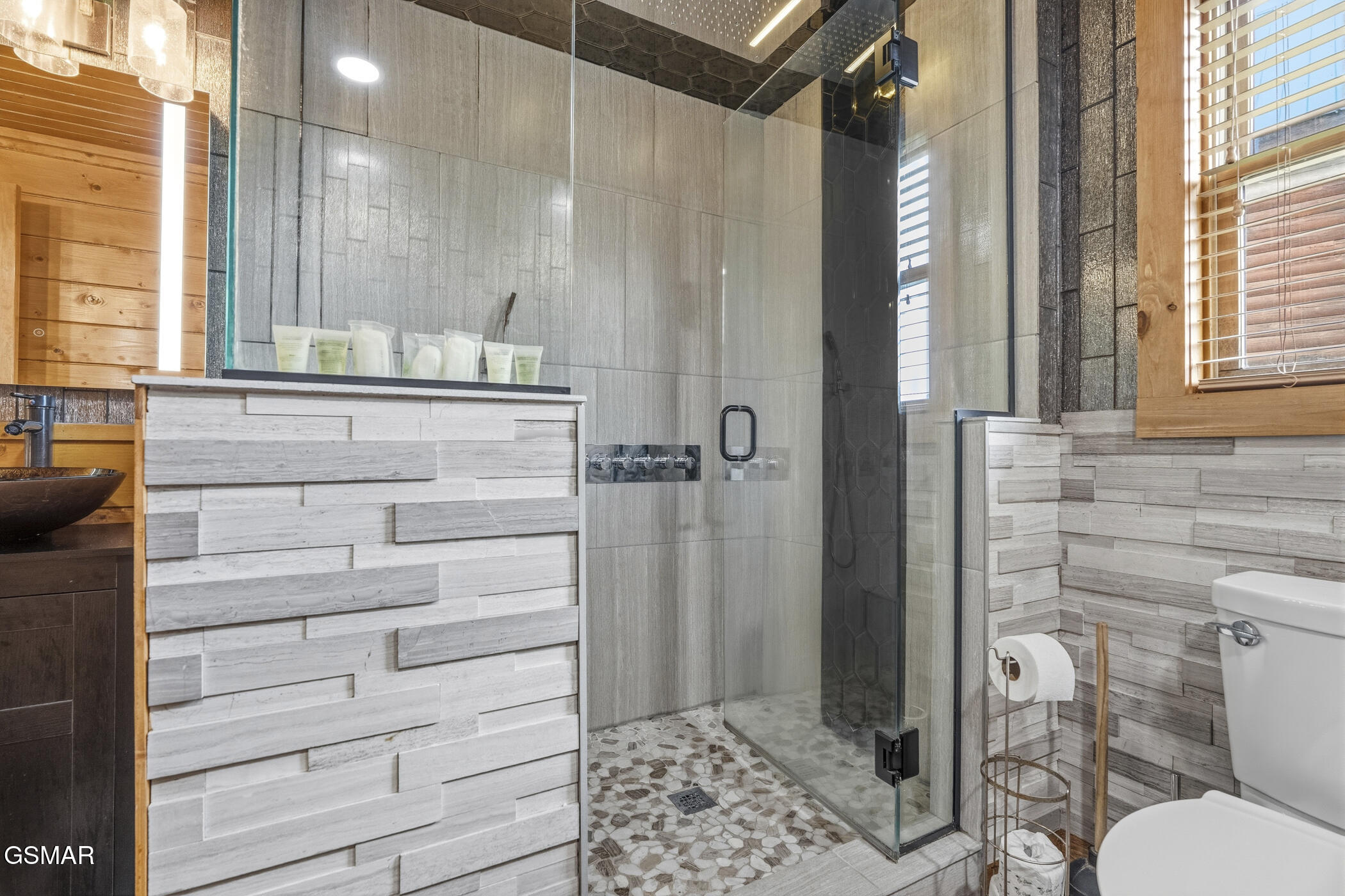 605 Cherry Blossom Way Pigeon Forge TN 37863