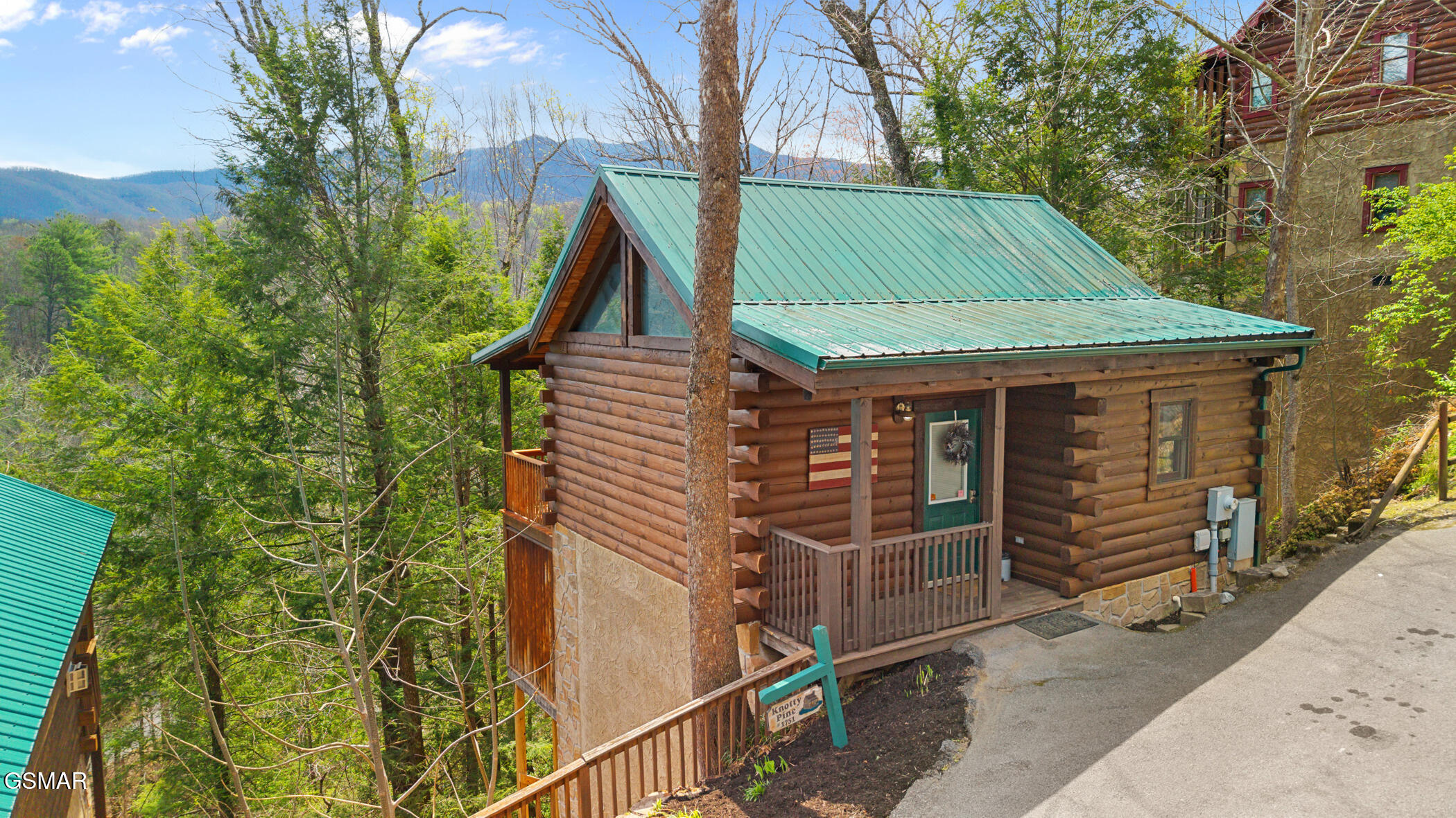 1751 Mountain Shadows Way Gatlinburg TN 37738