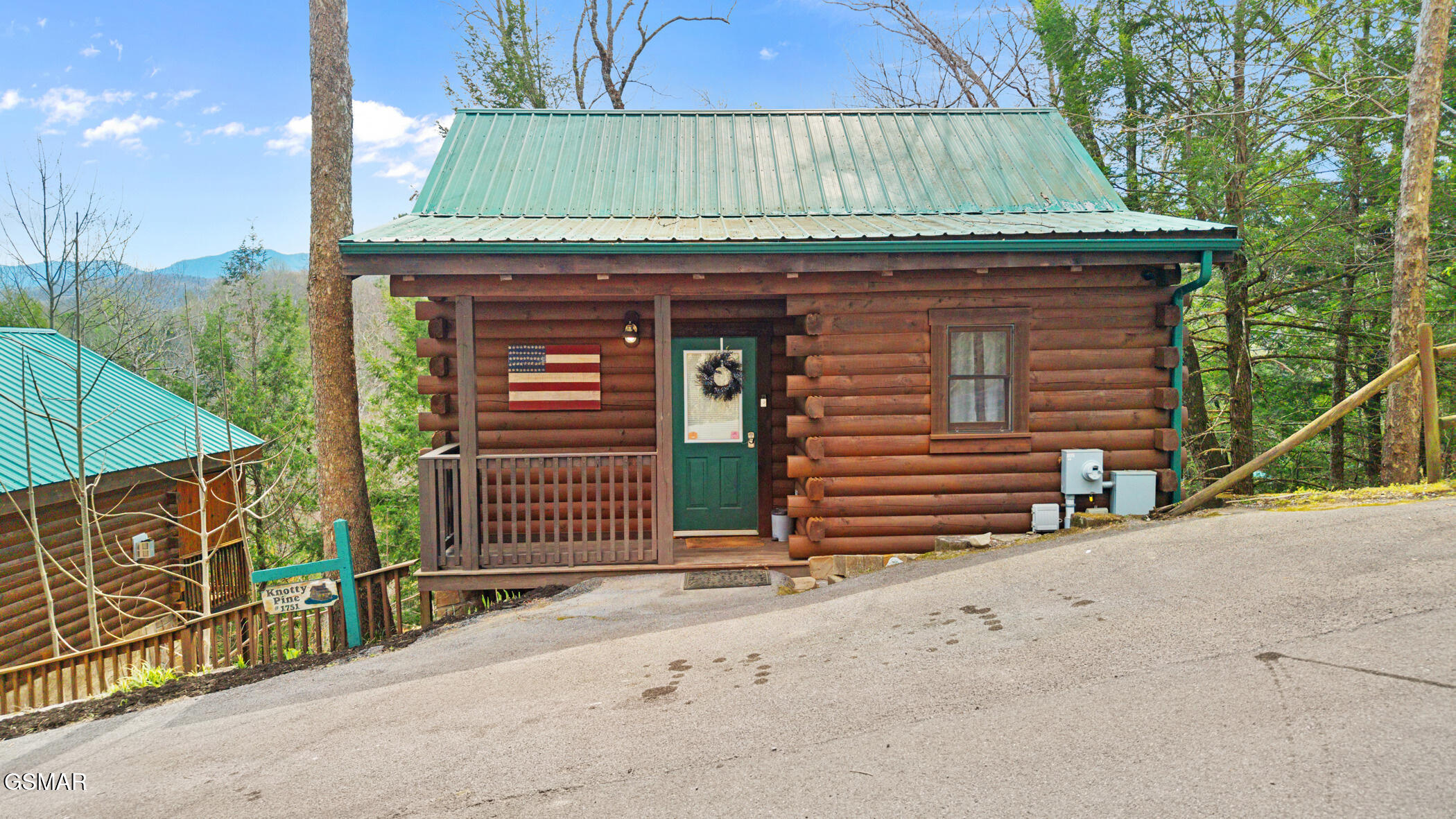 1751 Mountain Shadows Way Gatlinburg TN 37738