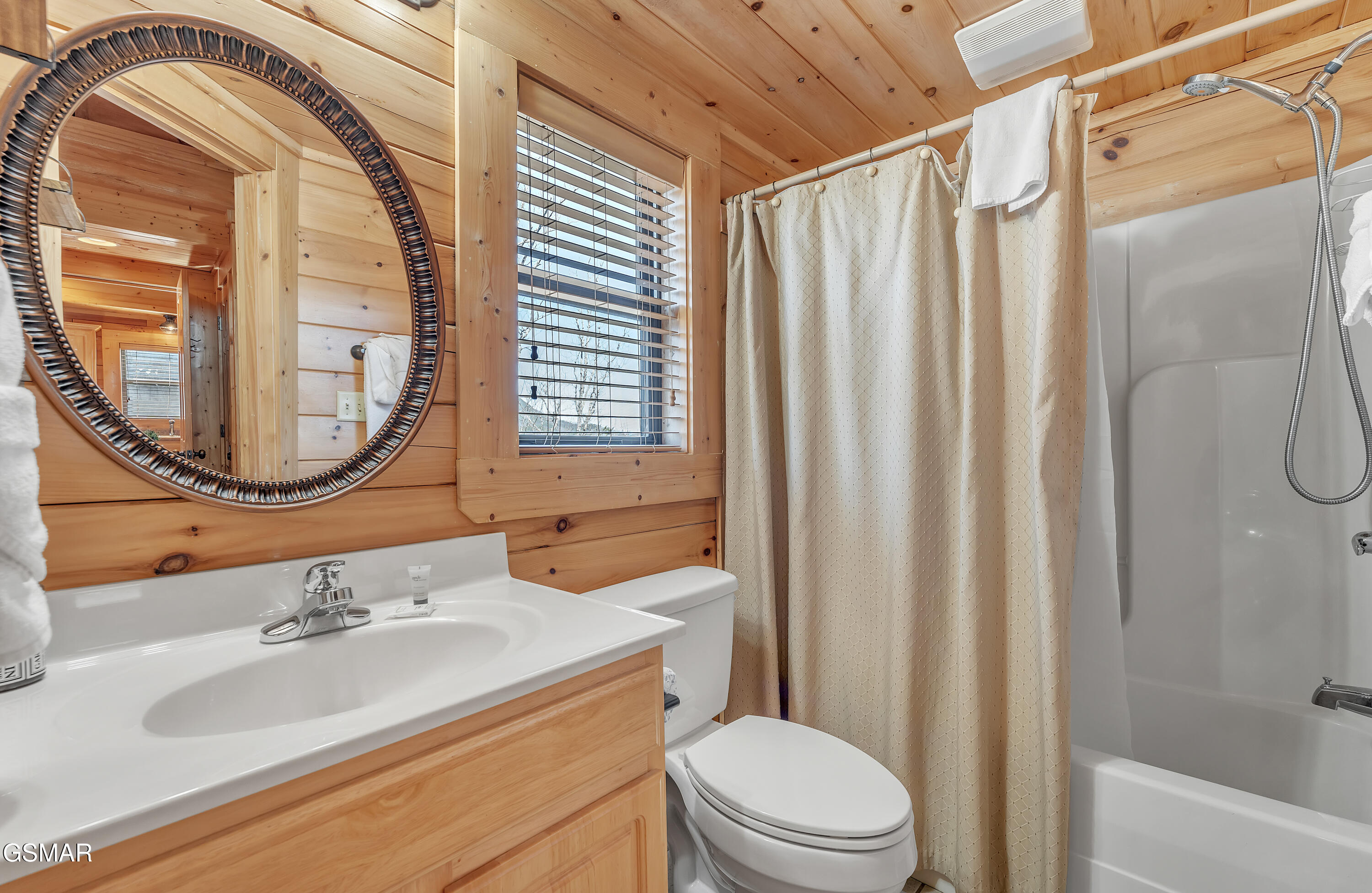 2025 Bear Creek Way Pigeon Forge TN 37862