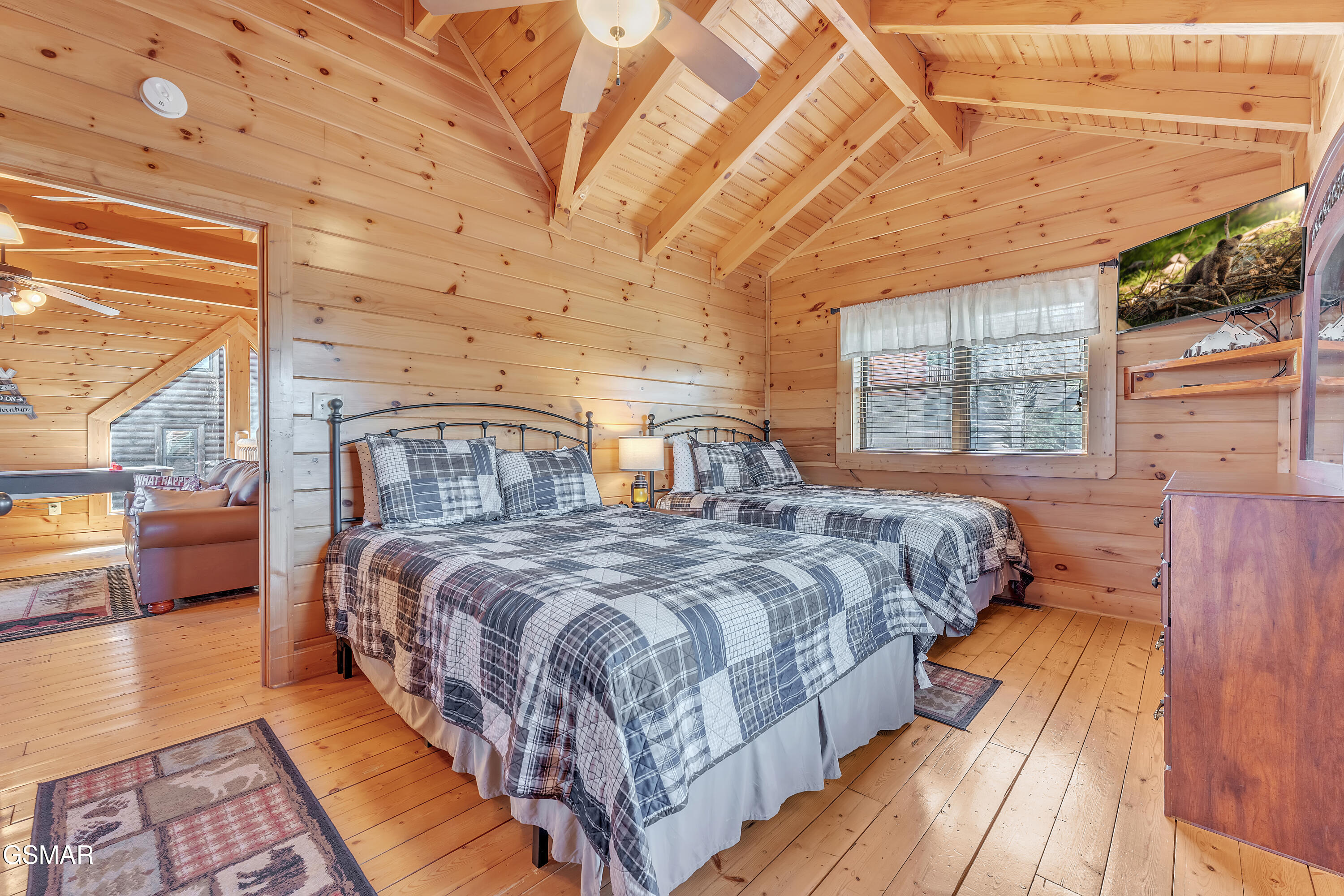 2025 Bear Creek Way Pigeon Forge TN 37862