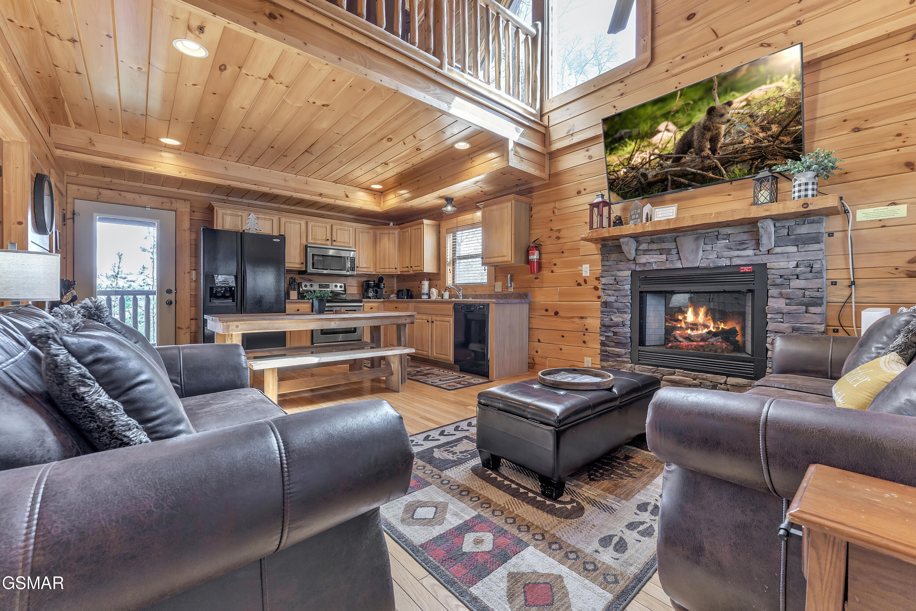 2025 Bear Creek Way Pigeon Forge TN 37862