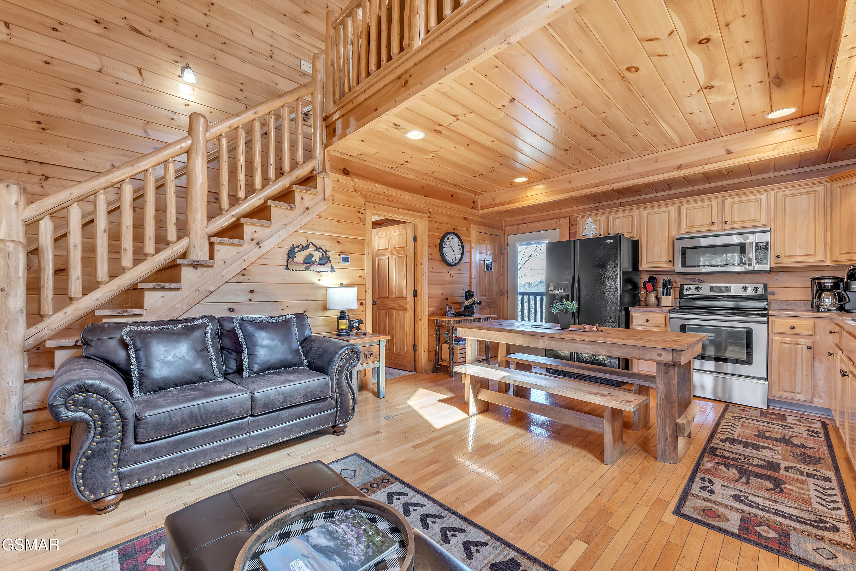 2025 Bear Creek Way Pigeon Forge TN 37862