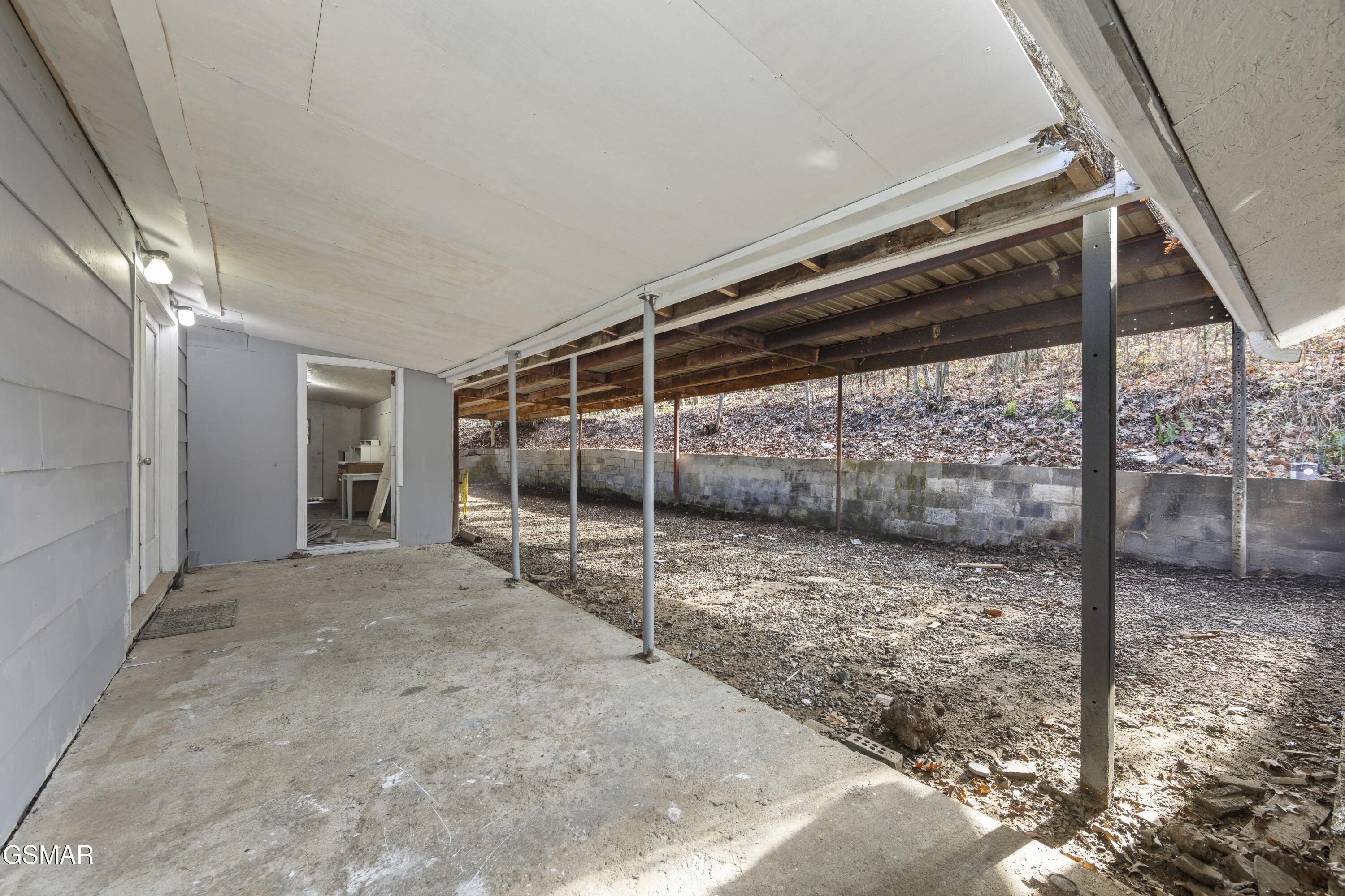 1037 Foust Carney Road Powell TN 37849