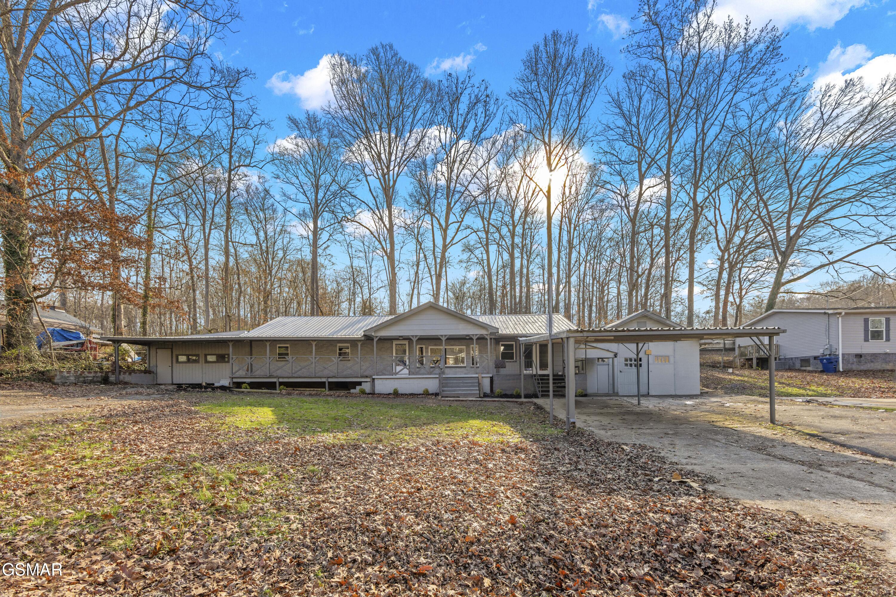 1037 Foust Carney Road Powell TN 37849