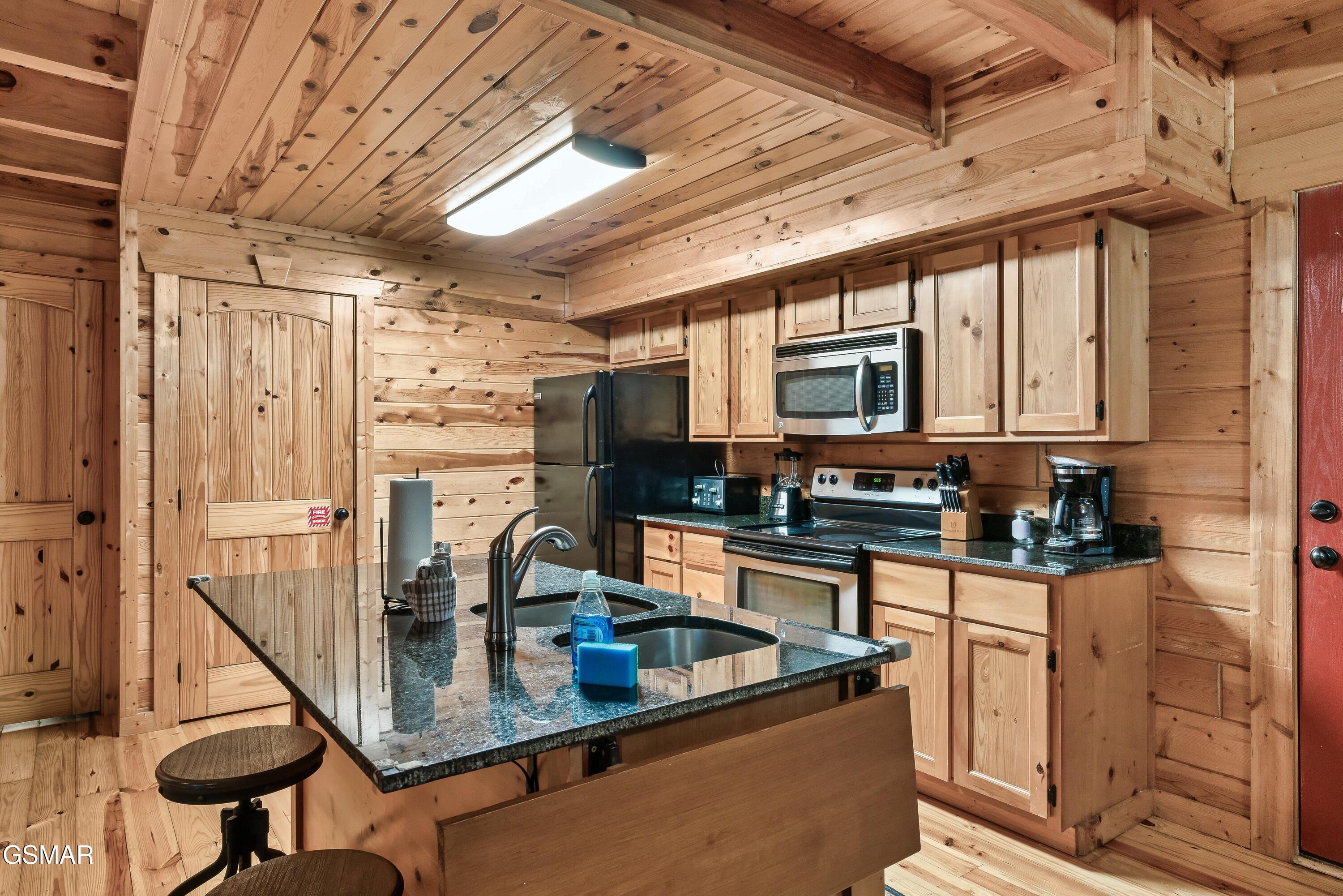 223 Forrest Loop Way Gatlinburg TN 37738