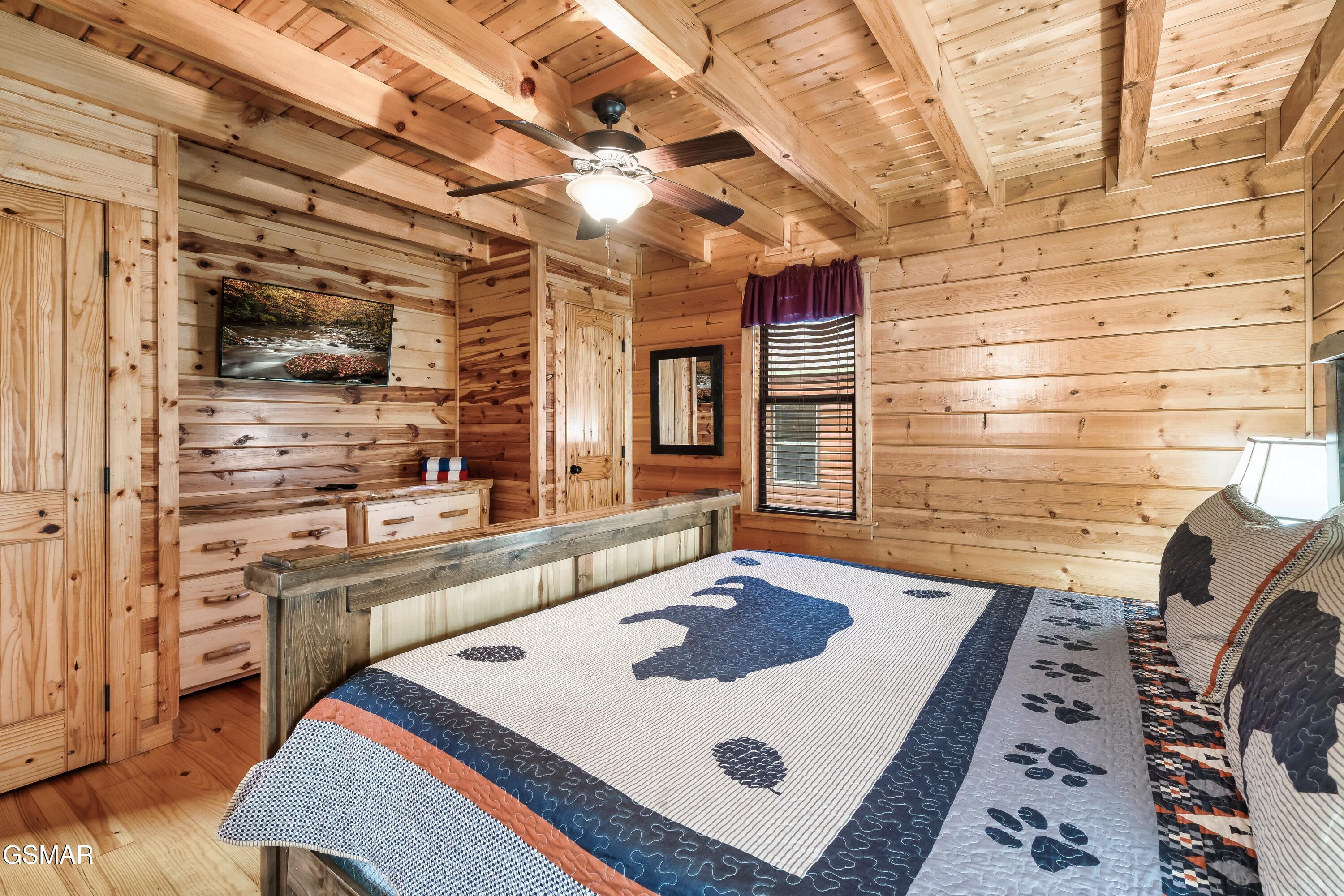 223 Forrest Loop Way Gatlinburg TN 37738