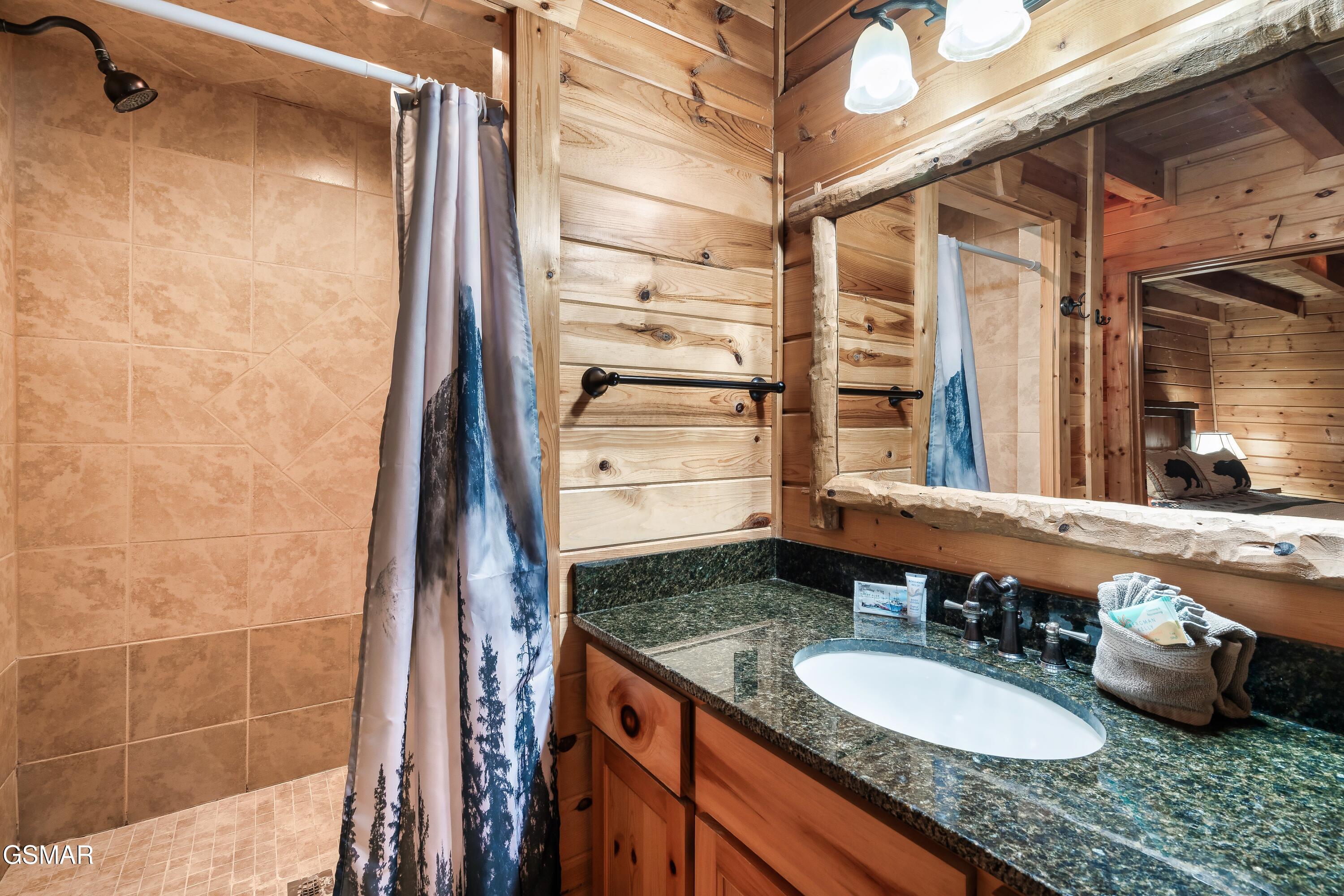 223 Forrest Loop Way Gatlinburg TN 37738