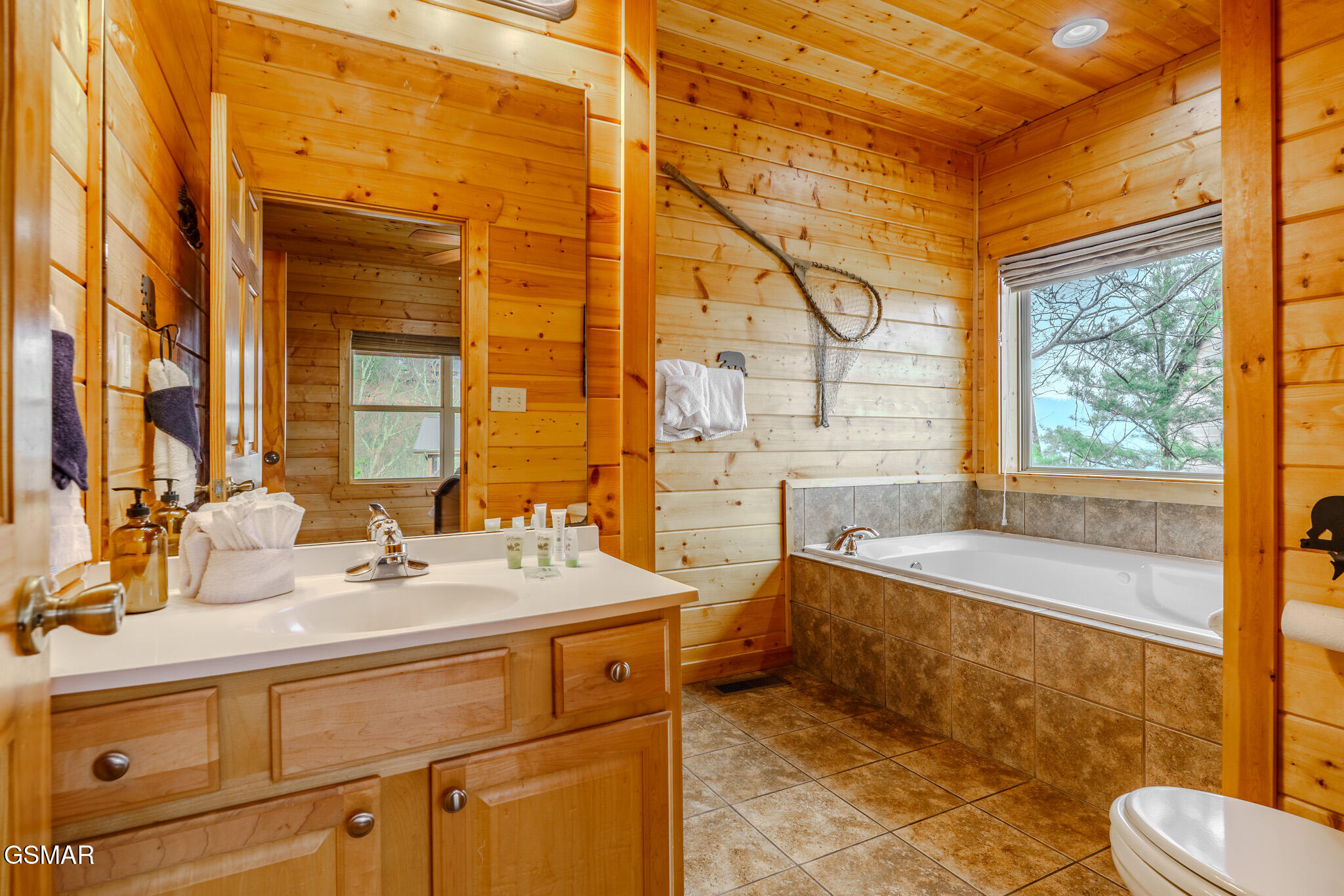 3329 Grouse Ridge Lane Sevierville TN 37876