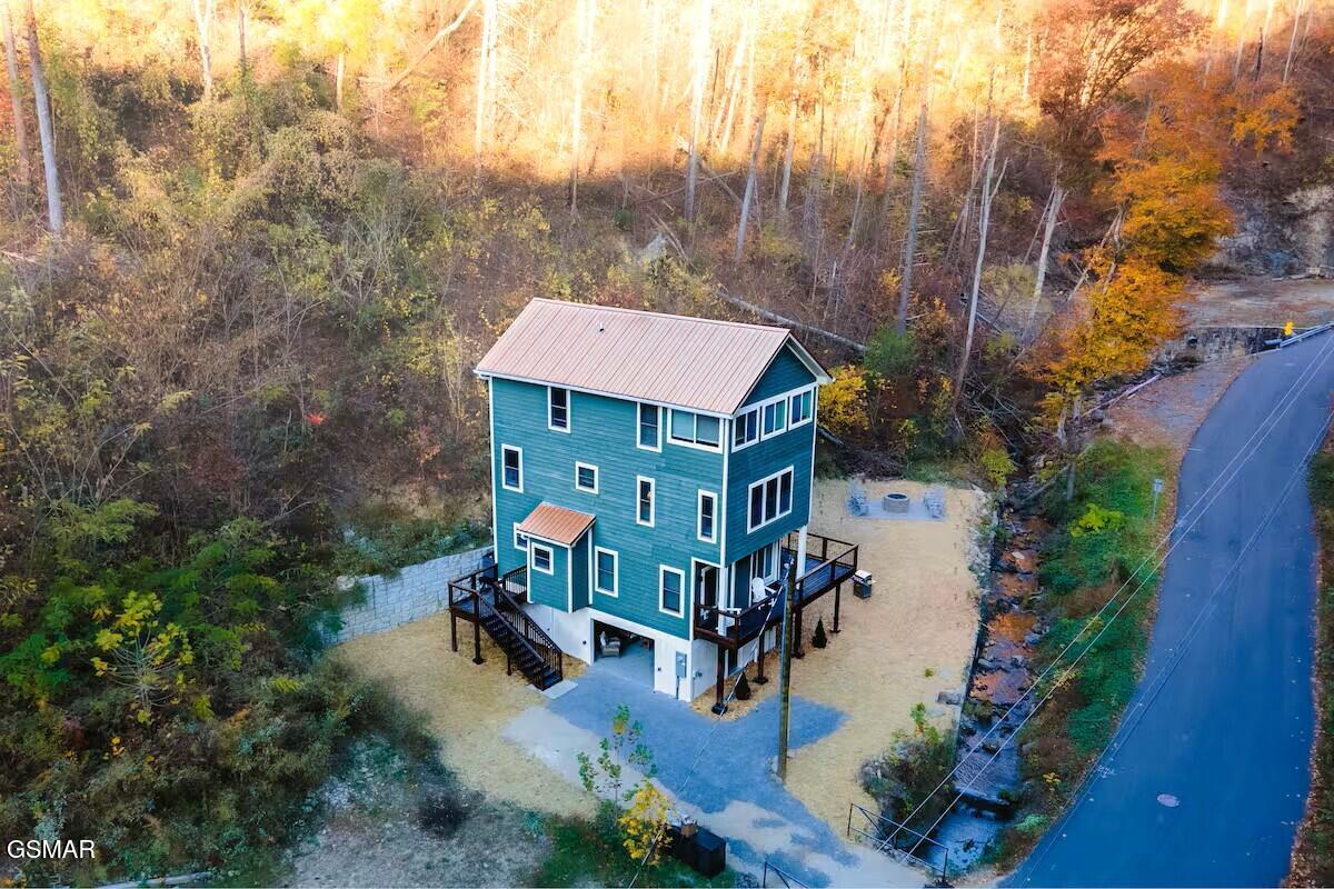 569 Baskins Creek Road Gatlinburg TN 37738