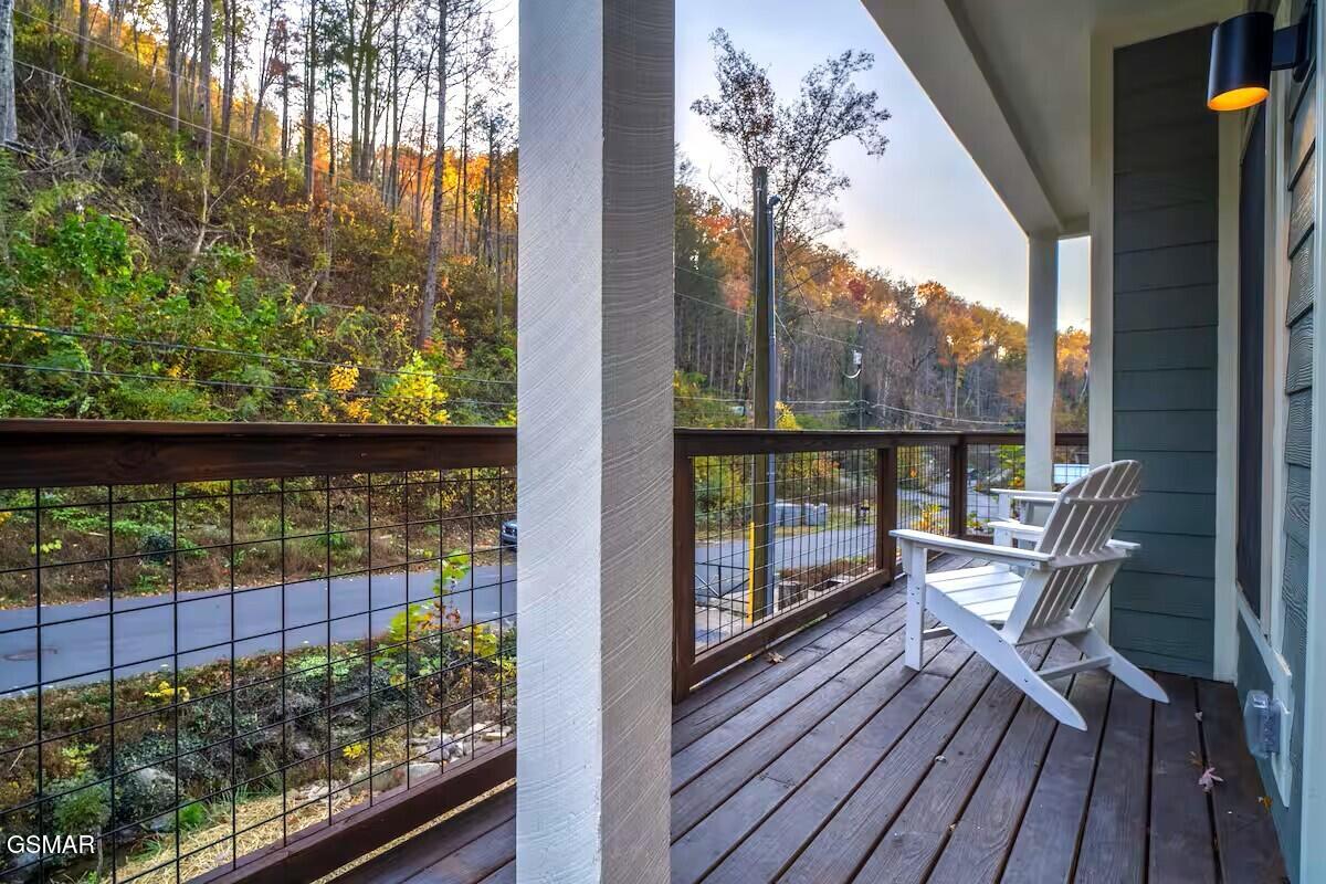 569 Baskins Creek Road Gatlinburg TN 37738
