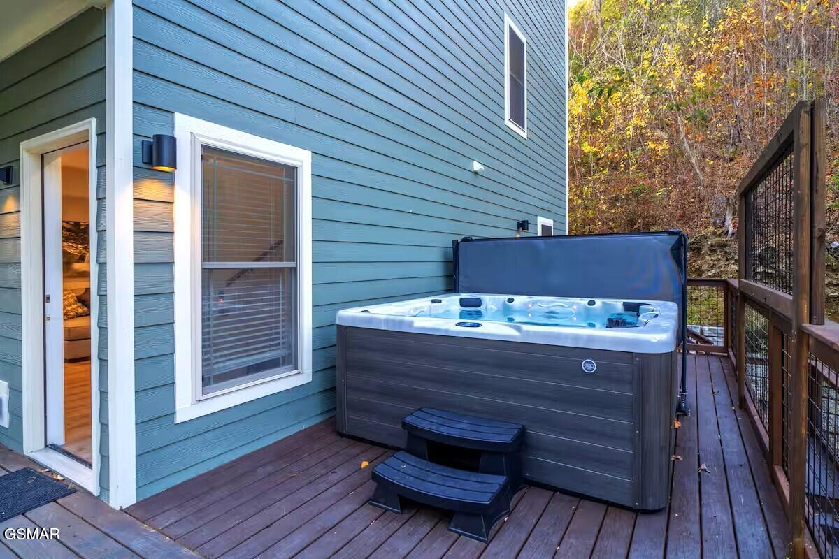 569 Baskins Creek Road Gatlinburg TN 37738