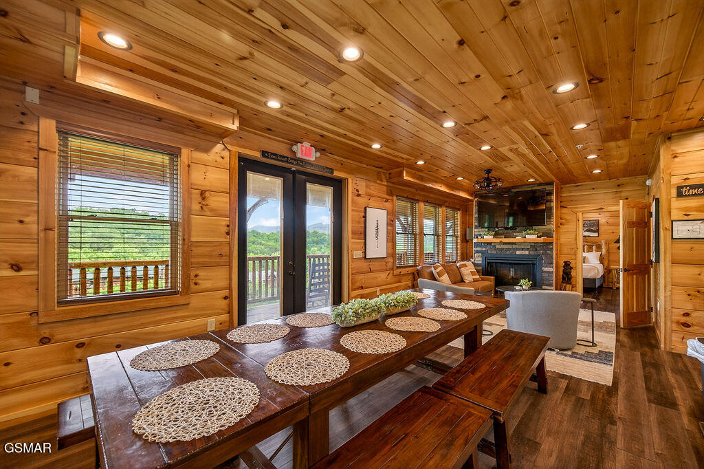 776 Mountain Stream Way Gatlinburg TN 37738