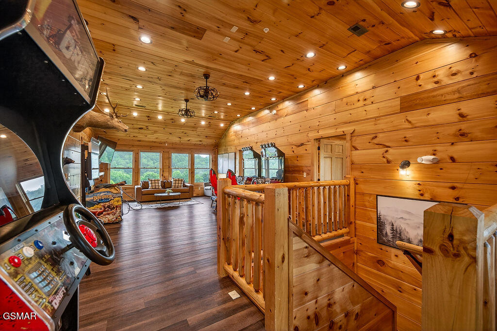 776 Mountain Stream Way Gatlinburg TN 37738