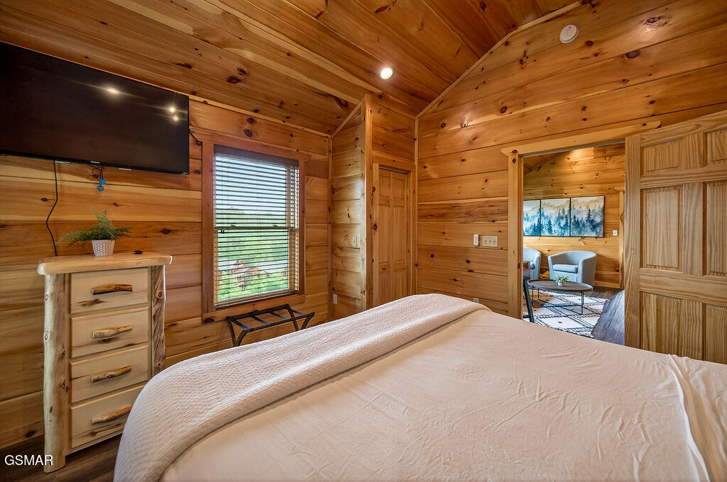 776 Mountain Stream Way Gatlinburg TN 37738
