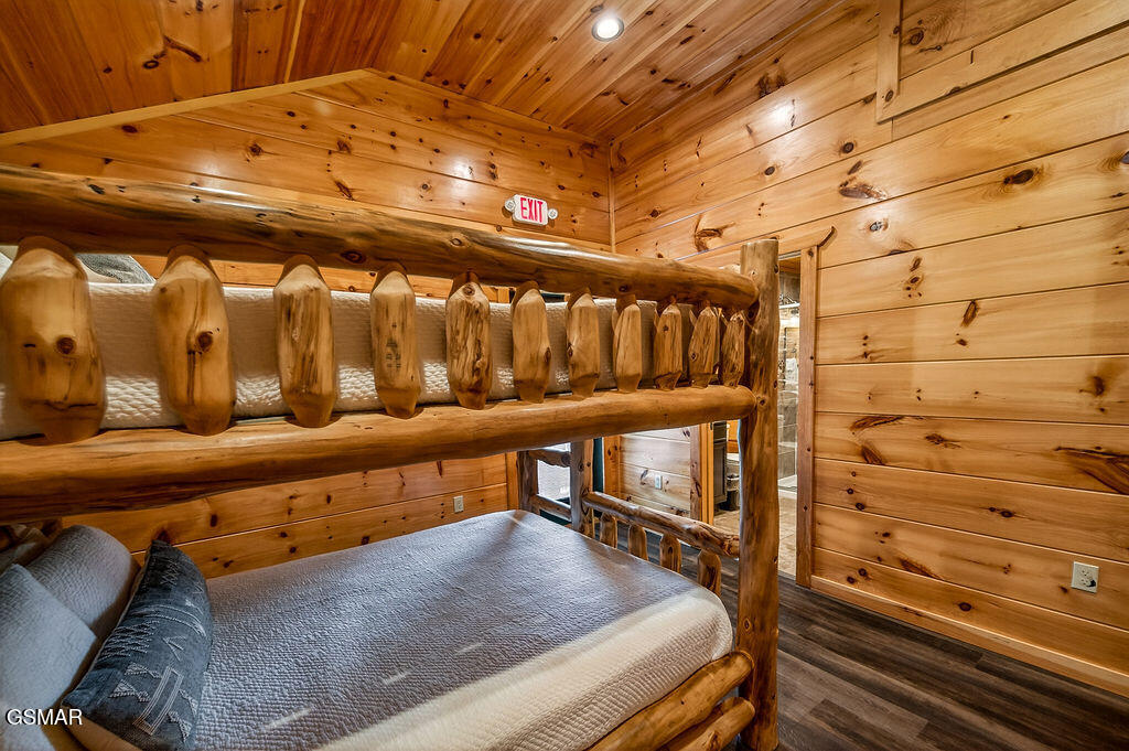 776 Mountain Stream Way Gatlinburg TN 37738