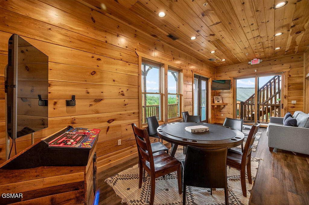 776 Mountain Stream Way Gatlinburg TN 37738