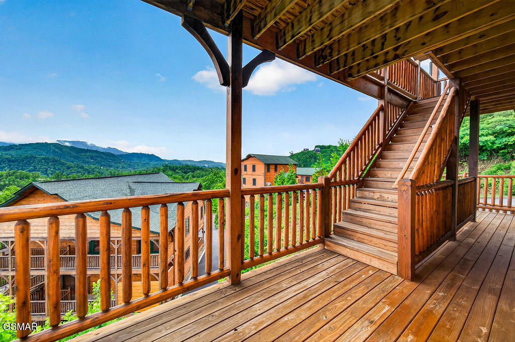 776 Mountain Stream Way Gatlinburg TN 37738