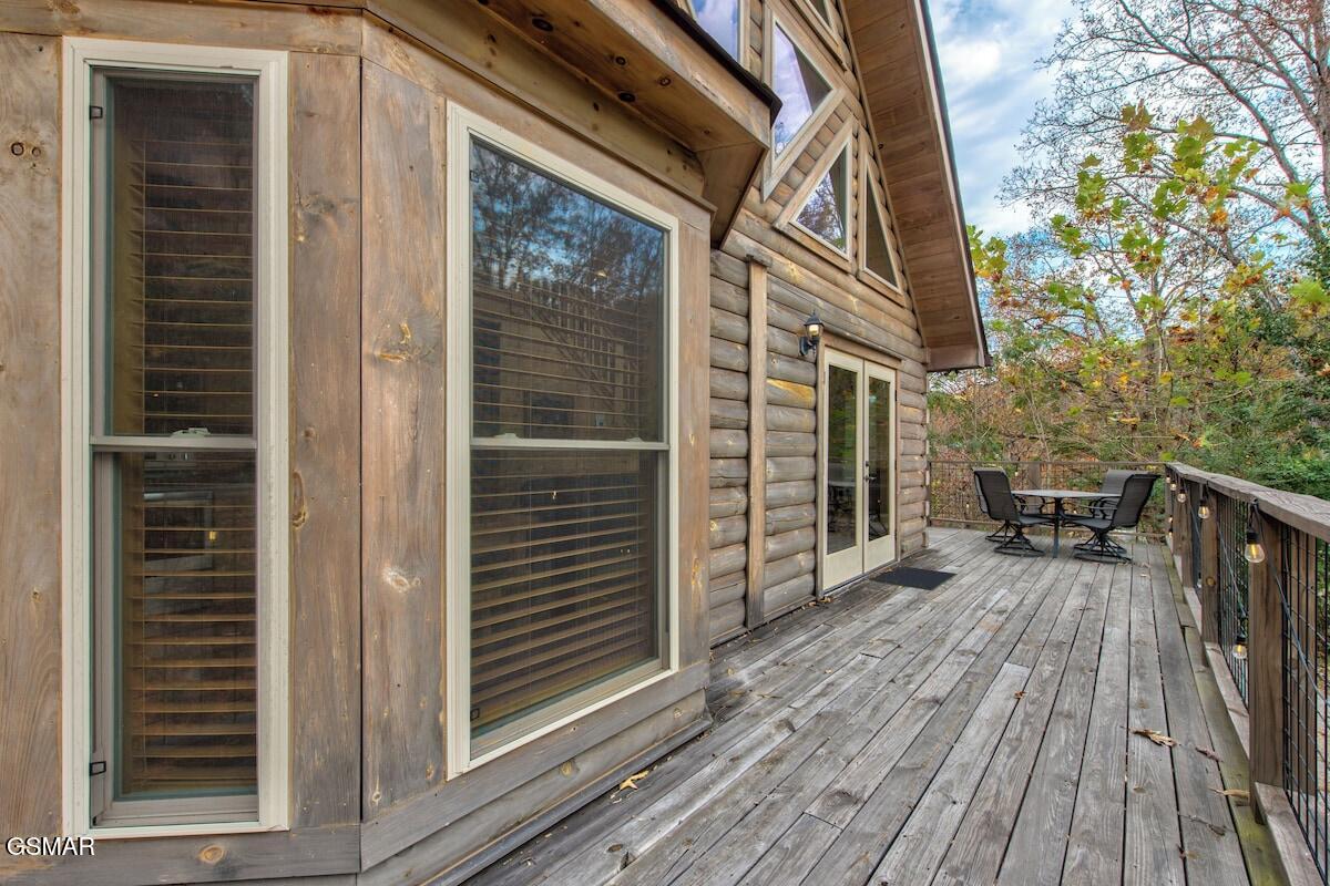 820 Crest View Drive Gatlinburg TN 37738