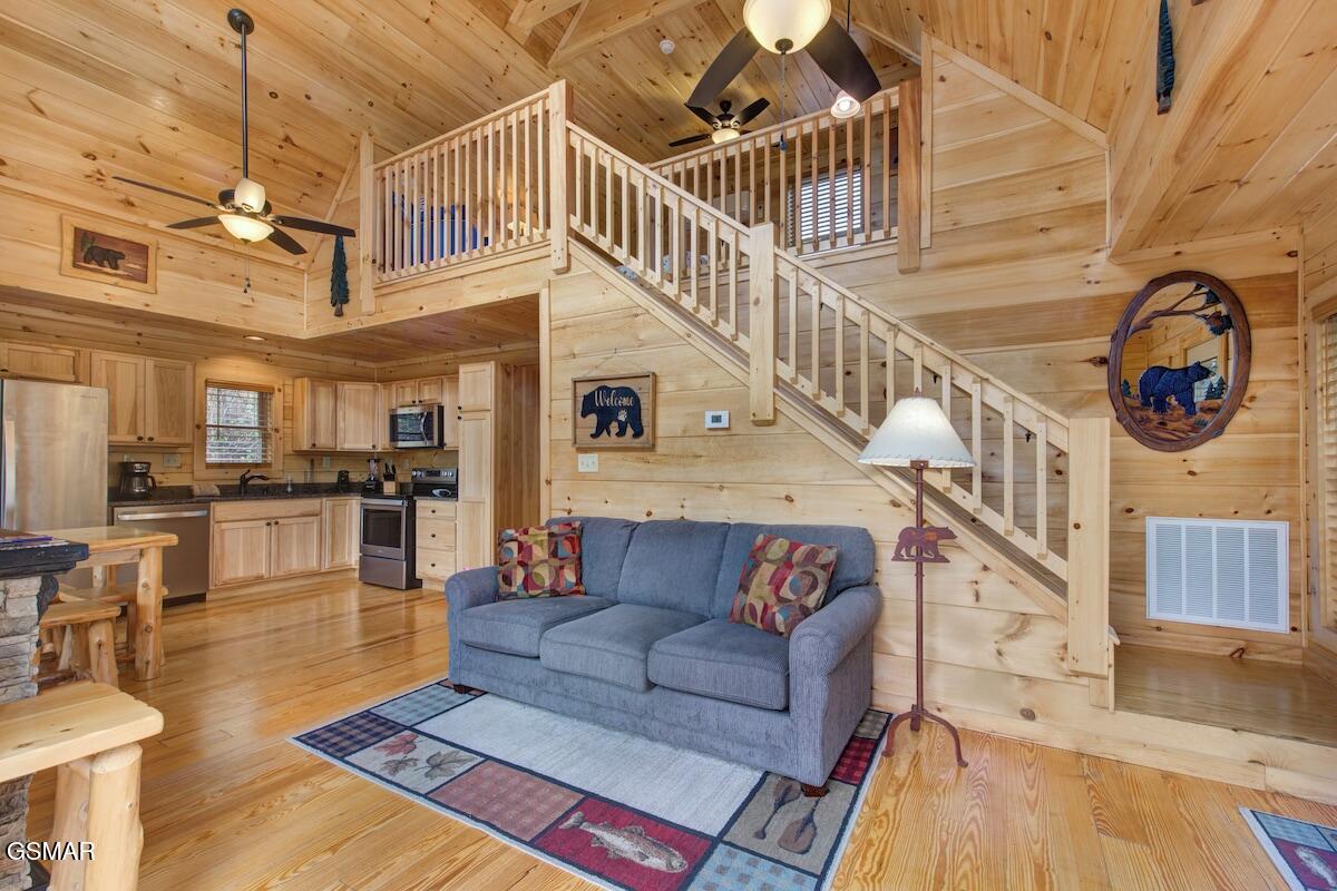 820 Crest View Drive Gatlinburg TN 37738