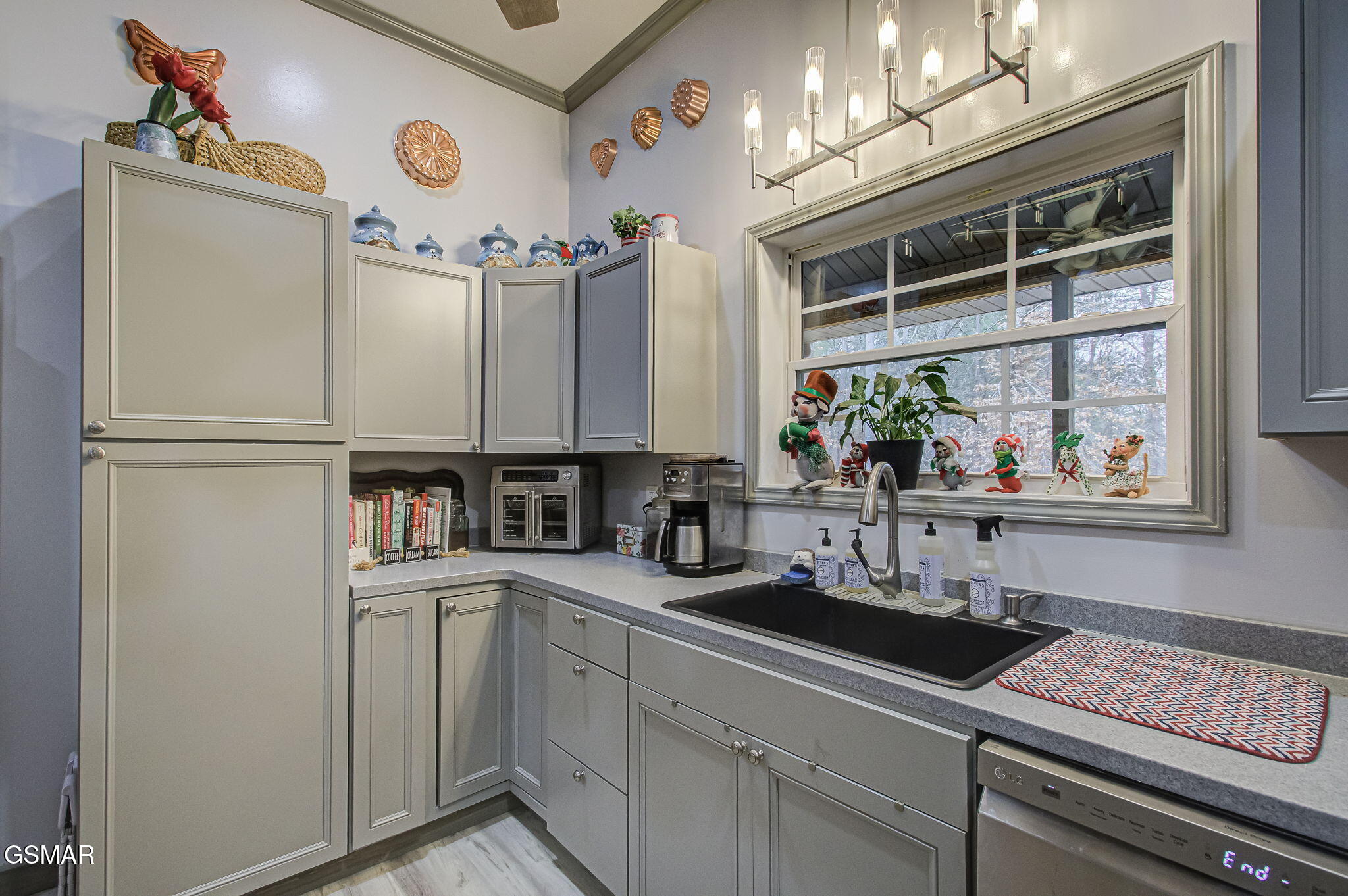 3875 Poplar Lane Kodak TN 37764