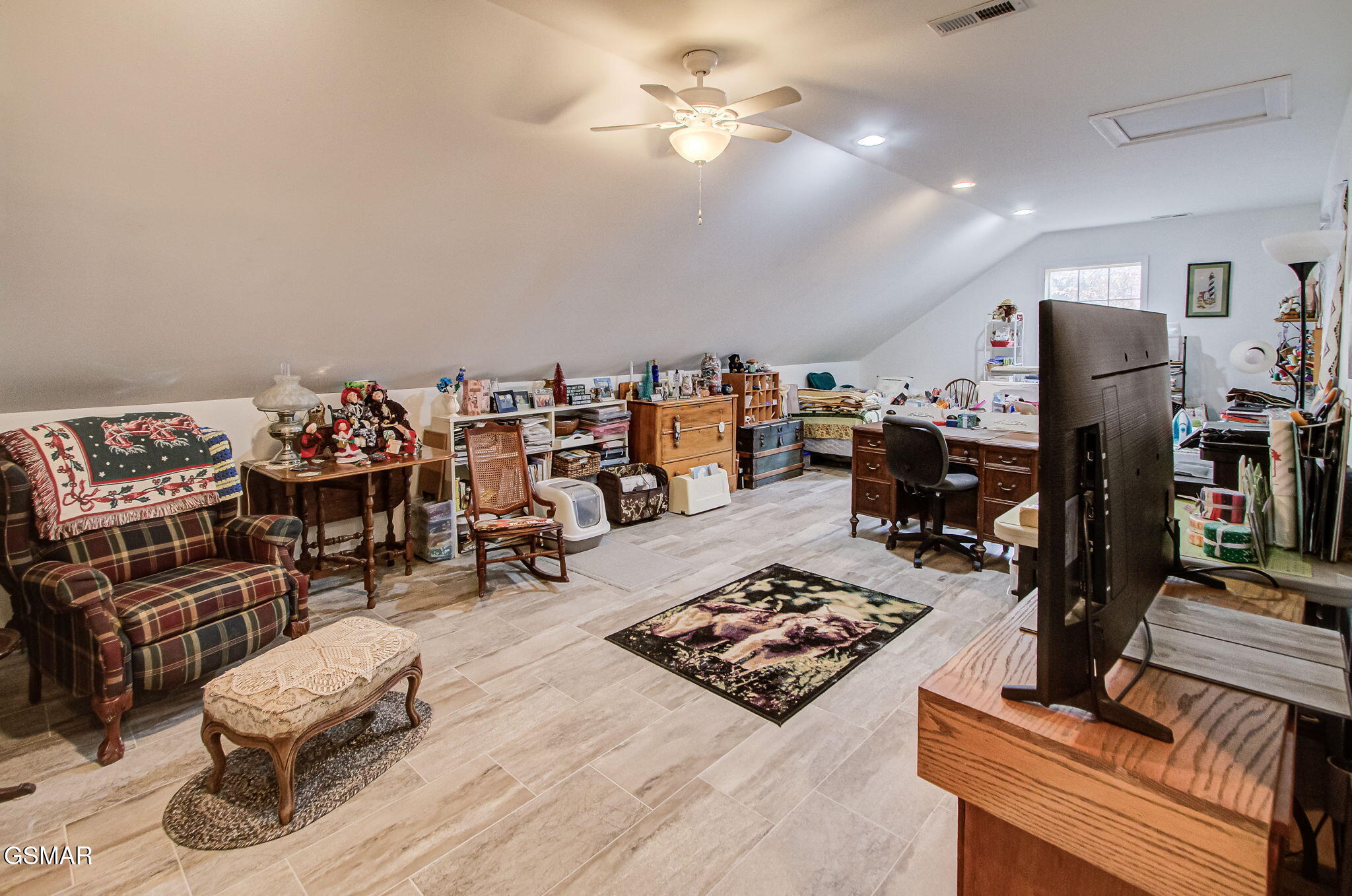 3875 Poplar Lane Kodak TN 37764