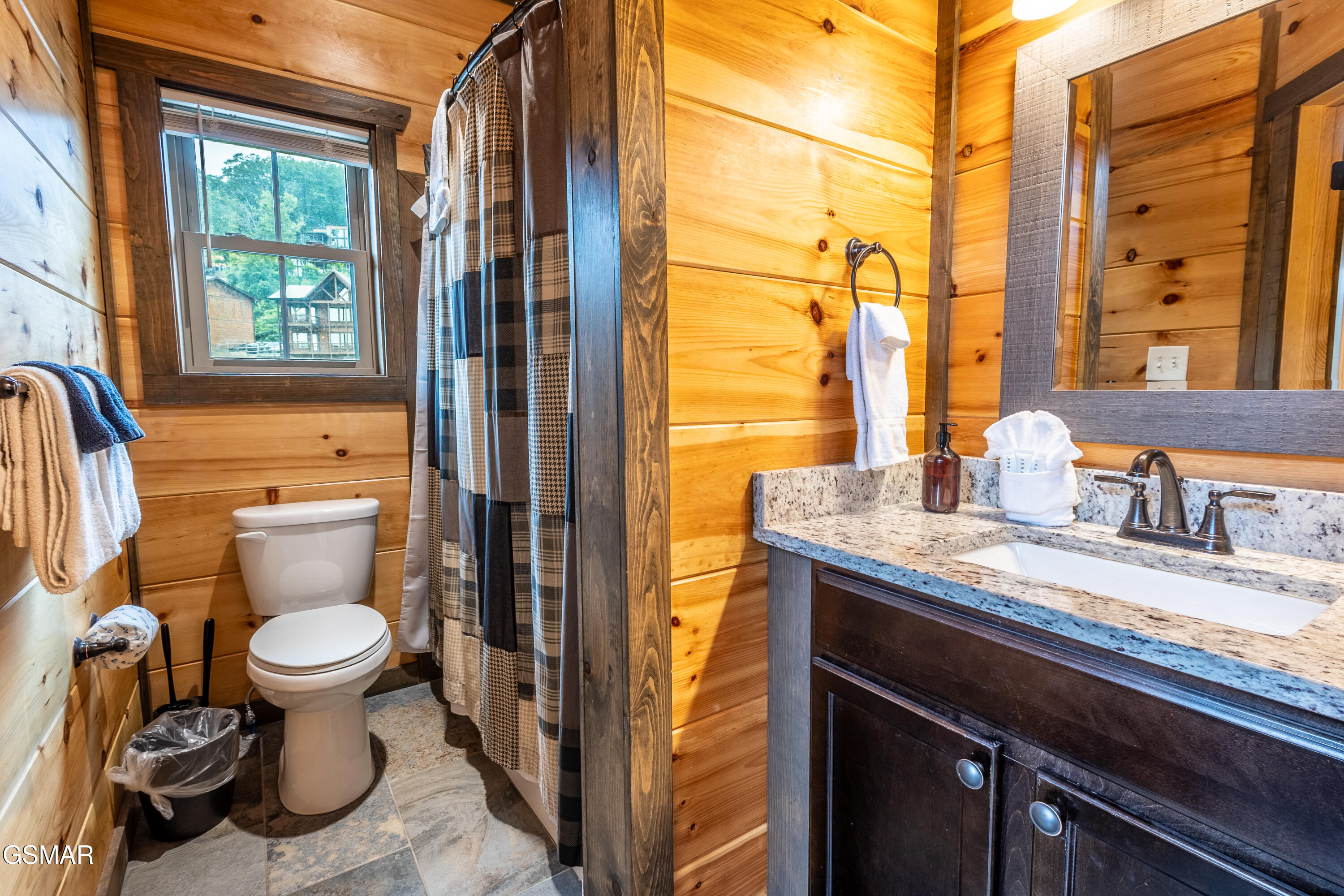 4445 Shangrila Way Sevierville TN 37876