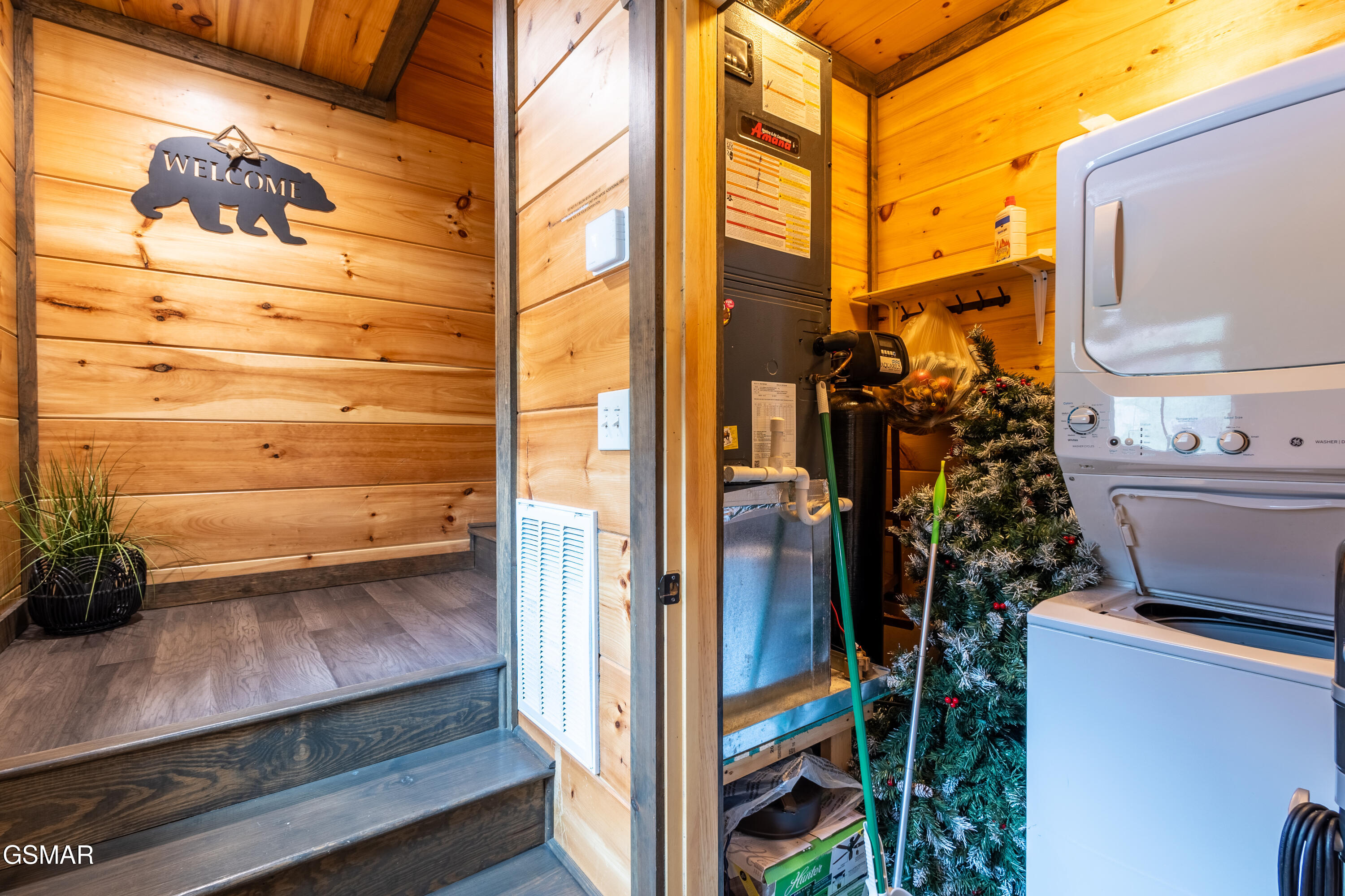 4445 Shangrila Way Sevierville TN 37876