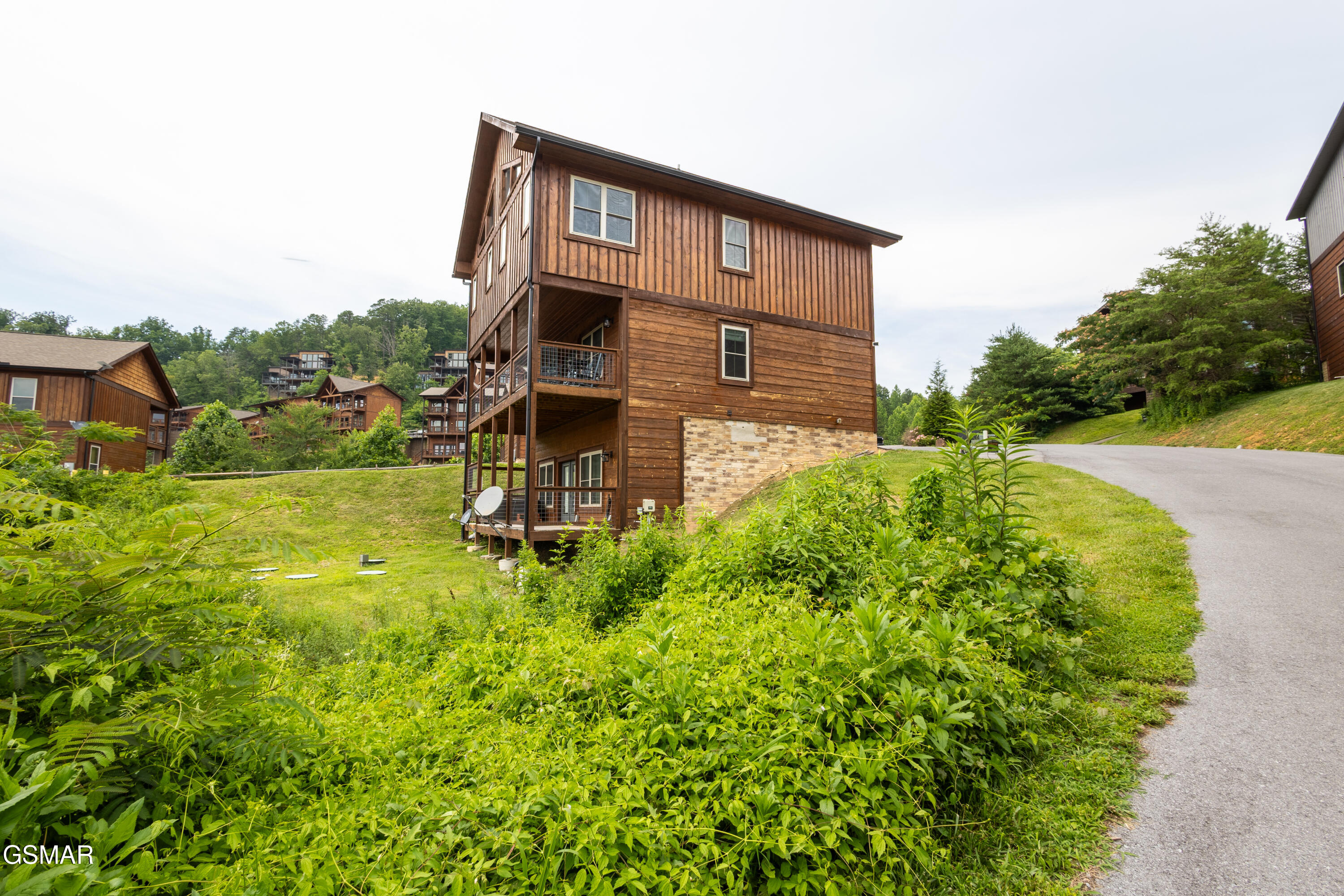 4445 Shangrila Way Sevierville TN 37876