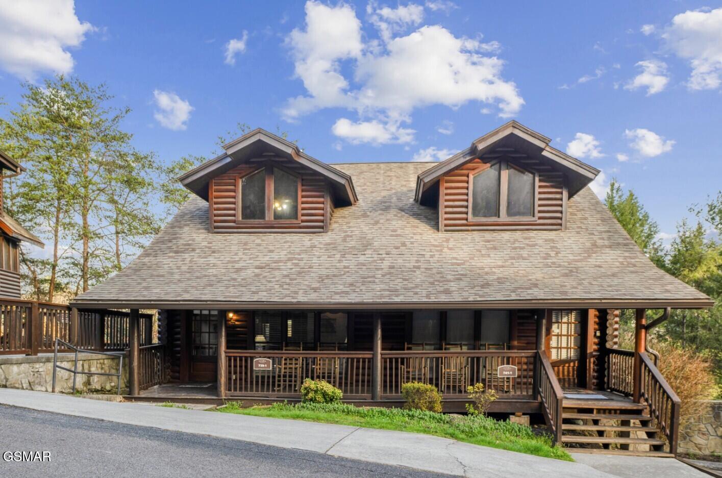 739 Golf View Boulevard Pigeon Forge TN 37863