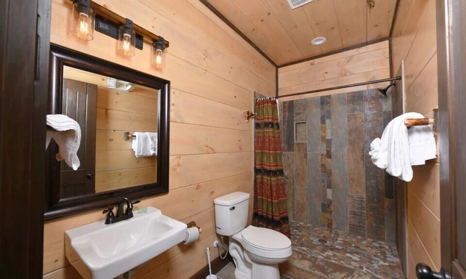 1481 Sleepy Valley Lane Sevierville TN 37876