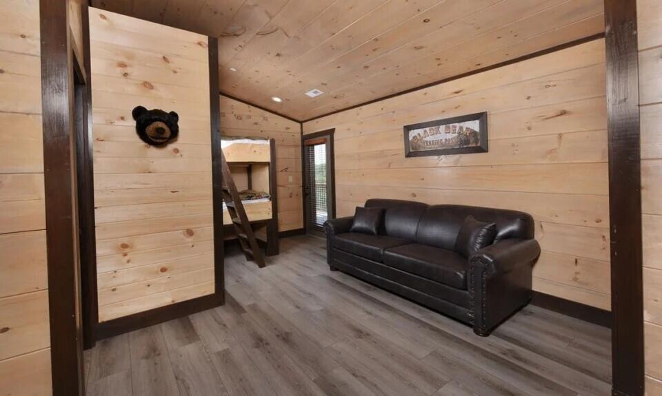 1481 Sleepy Valley Lane Sevierville TN 37876