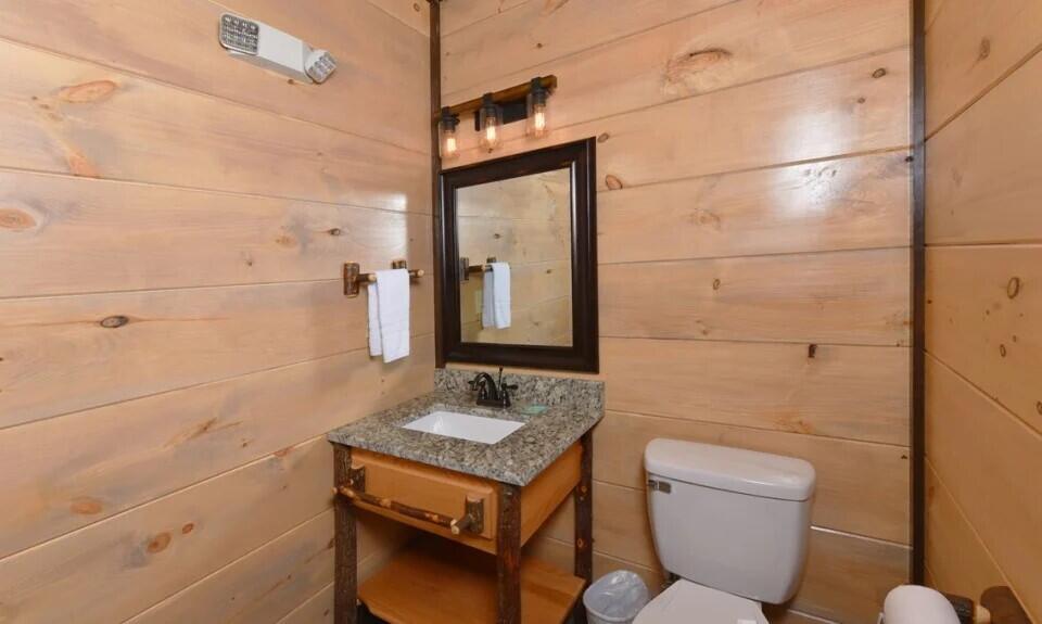 1481 Sleepy Valley Lane Sevierville TN 37876