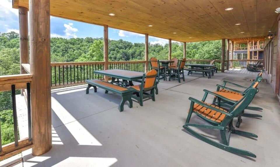1481 Sleepy Valley Lane Sevierville TN 37876