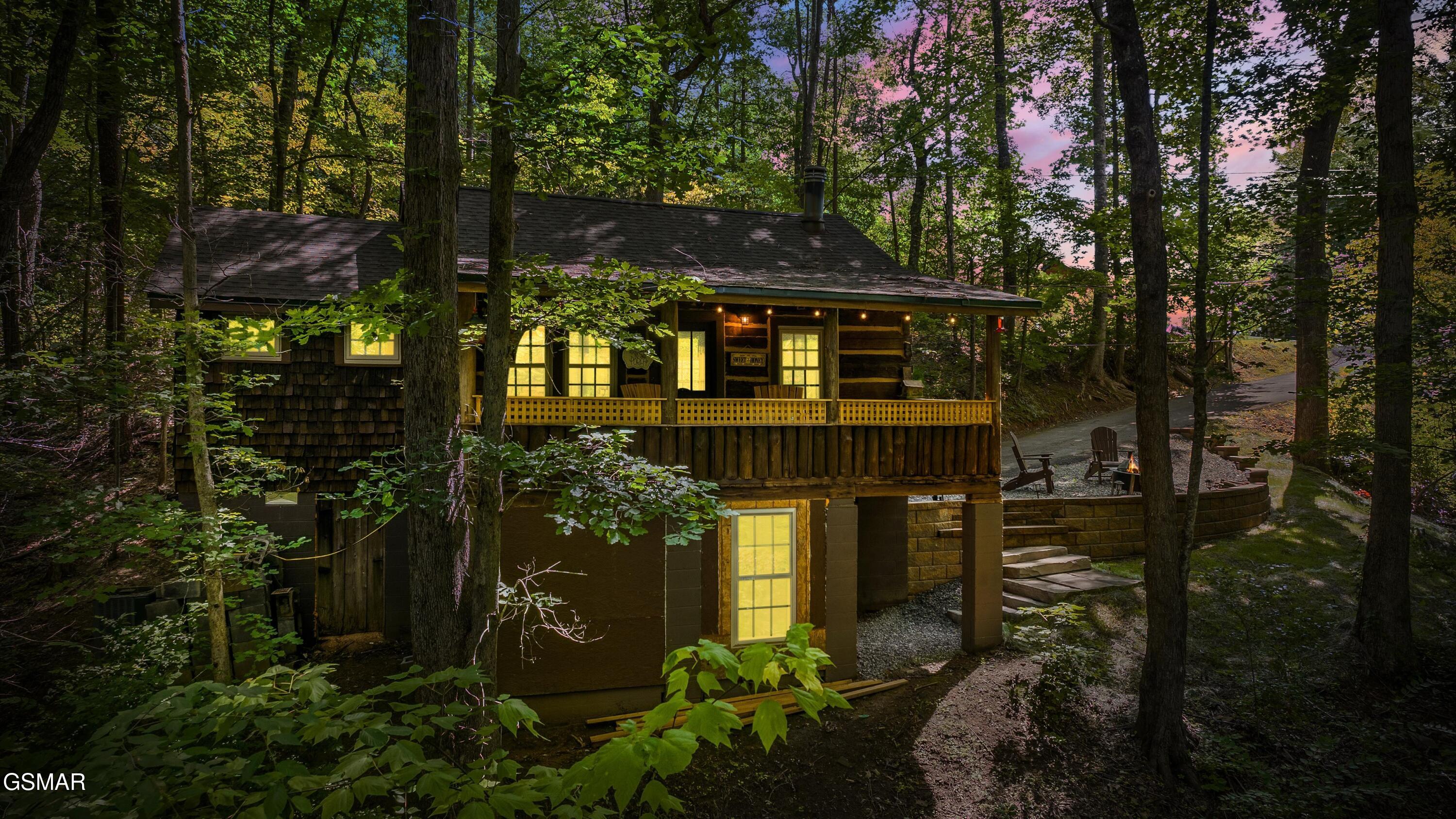 1131 Old Cartertown Road Gatlinburg TN 37738