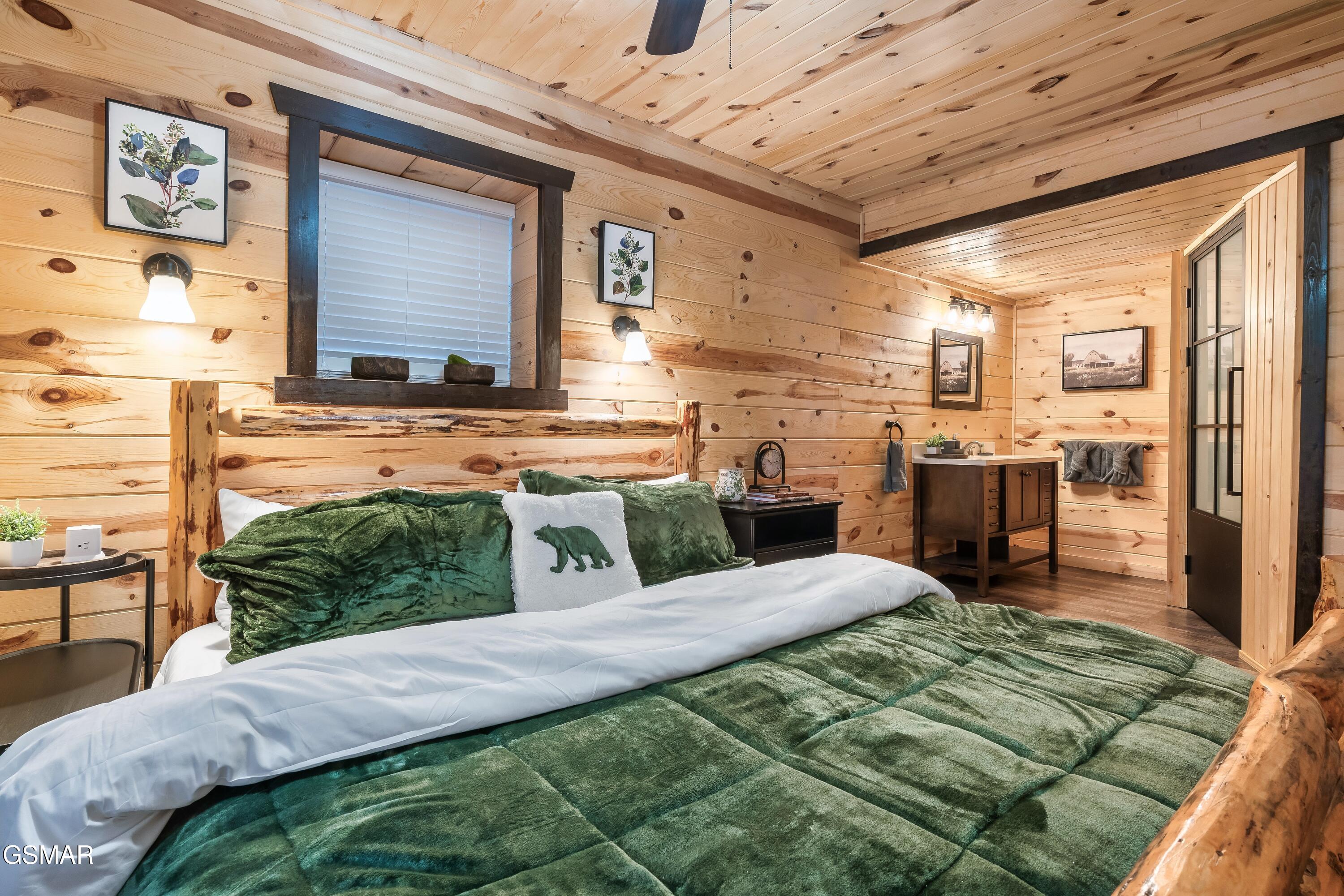 4211 Bruce Ogle Way Pigeon Forge TN 37863