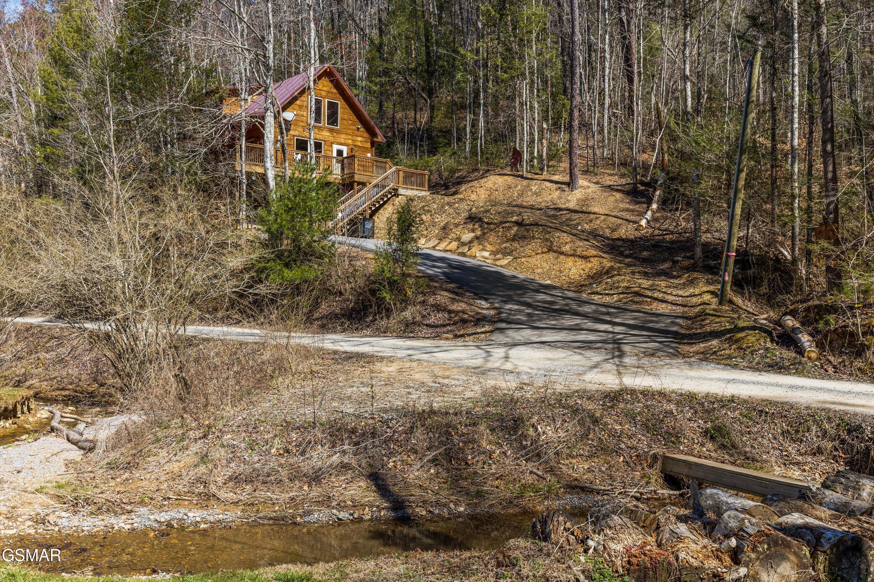 4211 Bruce Ogle Way Pigeon Forge TN 37863